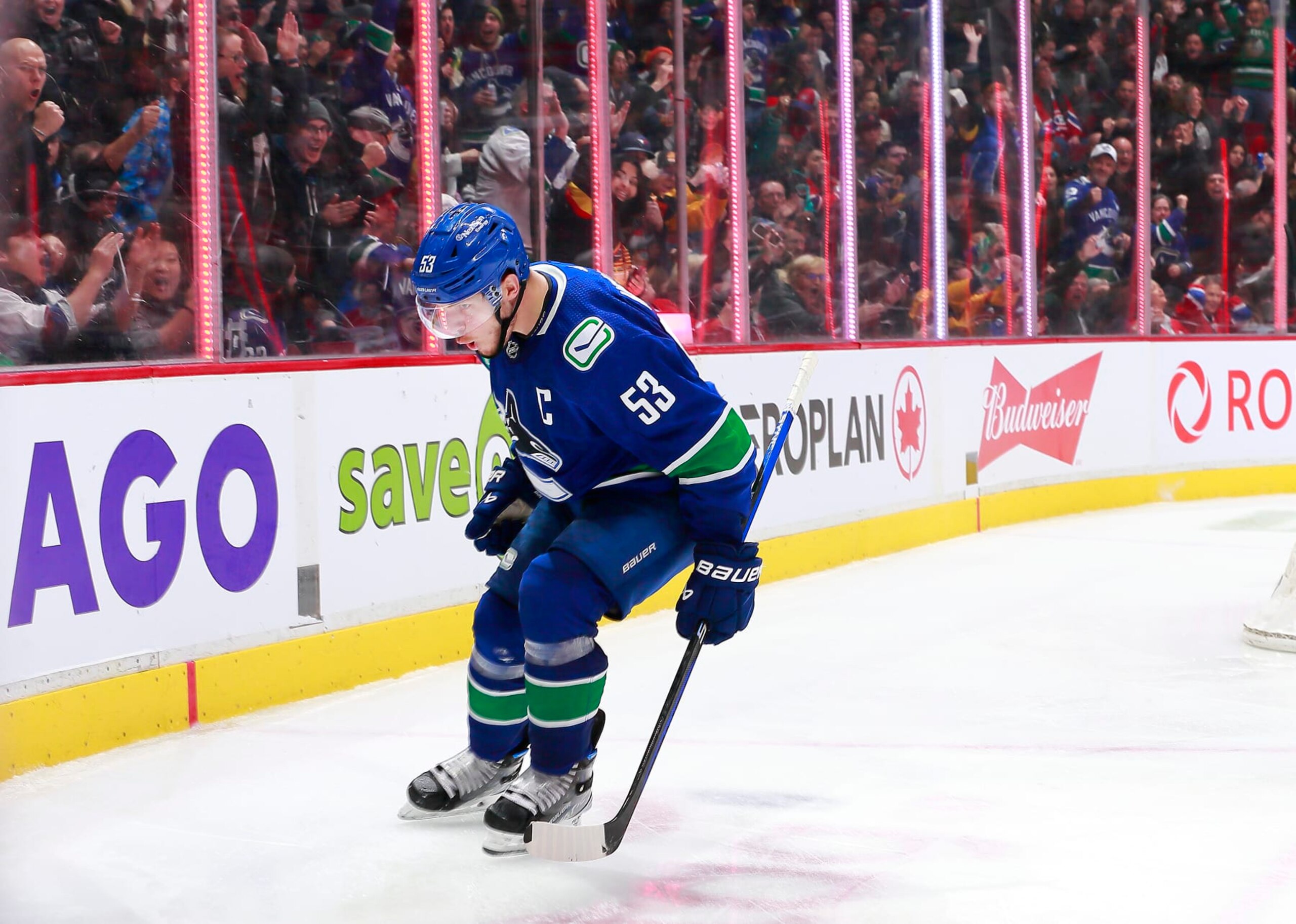 VANCOUVER, CANADA - DECEMBER 5: Bo Horvat #53 of the Vancouver Canucks celebrates his goal during their NHL game against the Montréal Canadiens at Rogers Arena December 5, 2022 in Vancouver, British Columbia, Canada. (Photo by Jeff Vinnick/NHLI via Getty Images) VANCOUVER, CANADA - DECEMBER 5: Bo Horvat #53 of the Vancouver Canucks celebrates his goal during their NHL game against the Montréal Canadiens at Rogers Arena December 5, 2022 in Vancouver, British Columbia, Canada. (Photo by Jeff Vinnick/NHLI via Getty Images)
