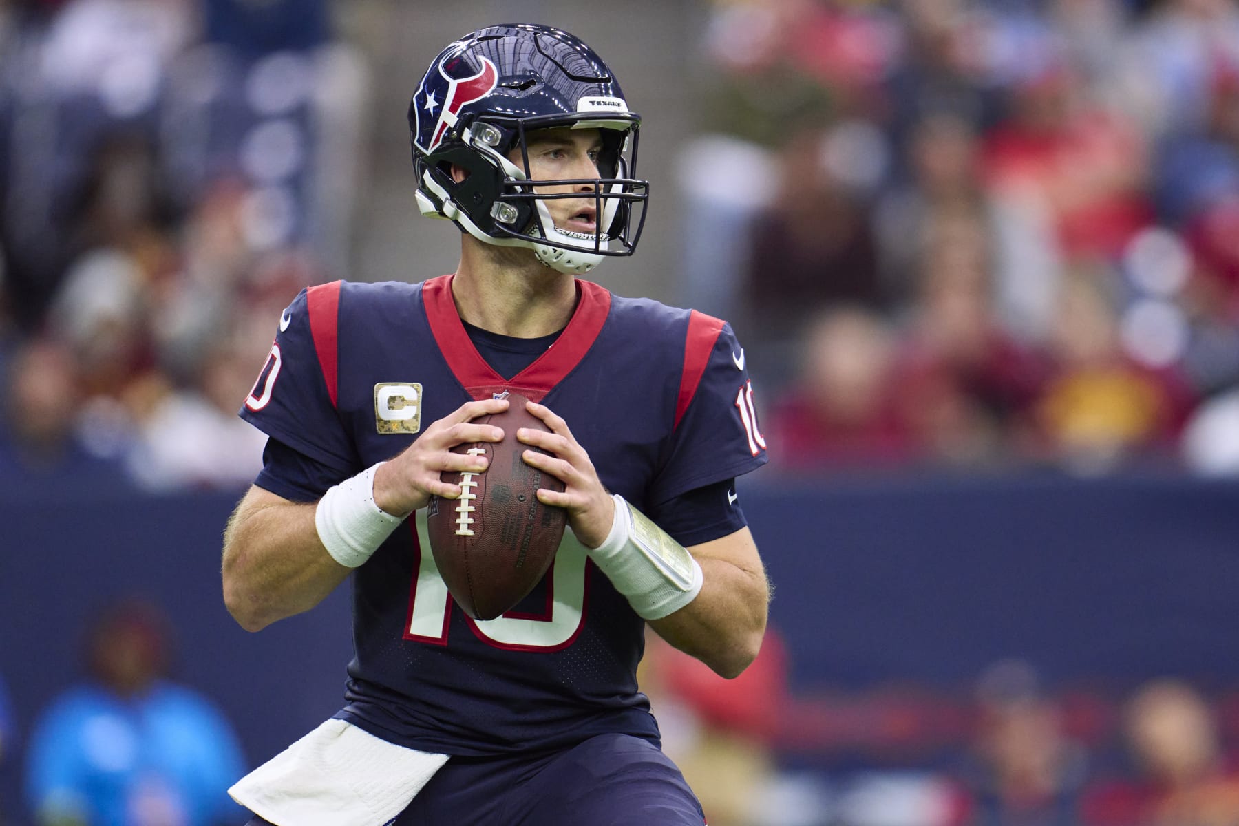 The Texans are going back to Davis Mills at quarterback. 