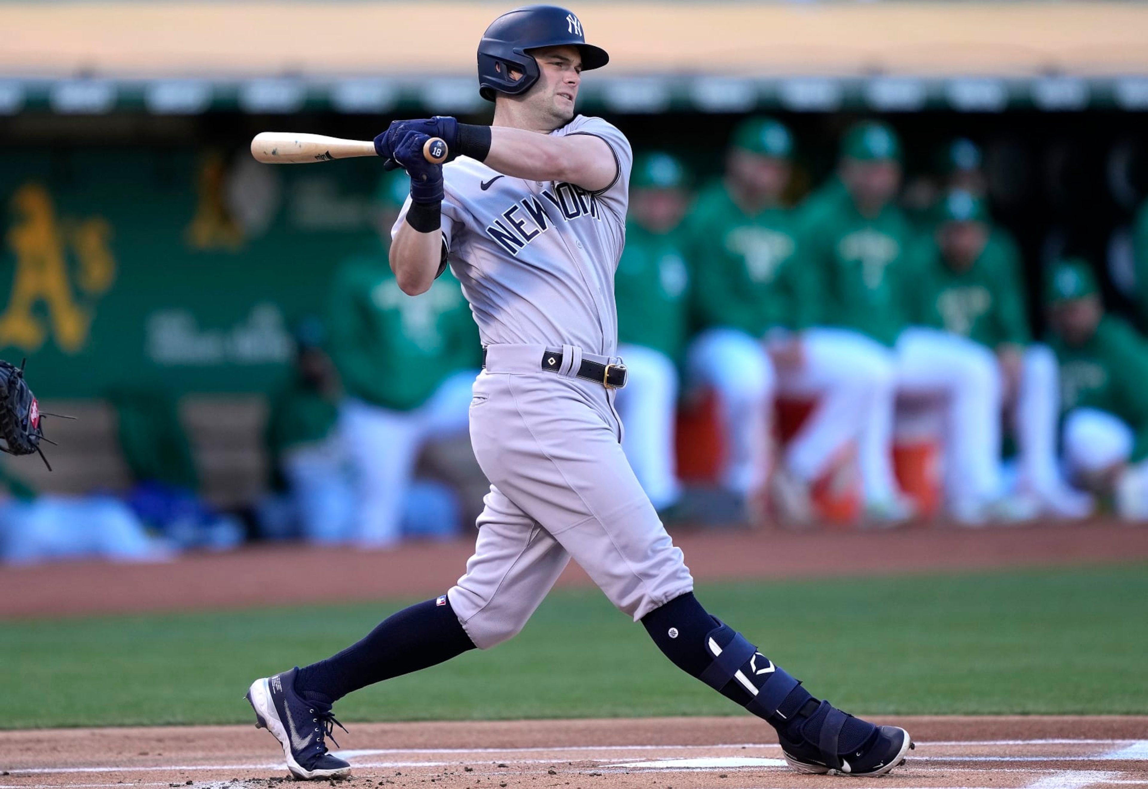 OAKLAND, CALIFORNIA - AUGUST 27: Andrew Benintendi #18 of the New York Yankees bats against the Oakland Athletics in the top of the first inning at RingCentral Coliseum on August 27, 2022 in Oakland, California. (Photo by Thearon W. Henderson/Getty Images) OAKLAND, CALIFORNIA - AUGUST 27: Andrew Benintendi #18 of the New York Yankees bats against the Oakland Athletics in the top of the first inning at RingCentral Coliseum on August 27, 2022 in Oakland, California. (Photo by Thearon W. Henderson/Getty Images)