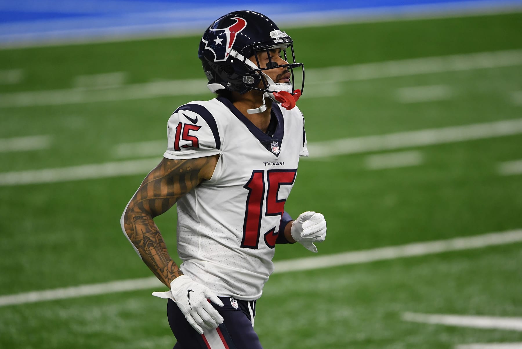 DETROIT, MICHIGAN - NOVEMBER 26: Will Fuller #15 of the Houston Texans takes the field for warmups prior to a game against the Detroit Lions at Ford Field on November 26, 2020 in Detroit, Michigan. (Photo by Nic Antaya/Getty Images)