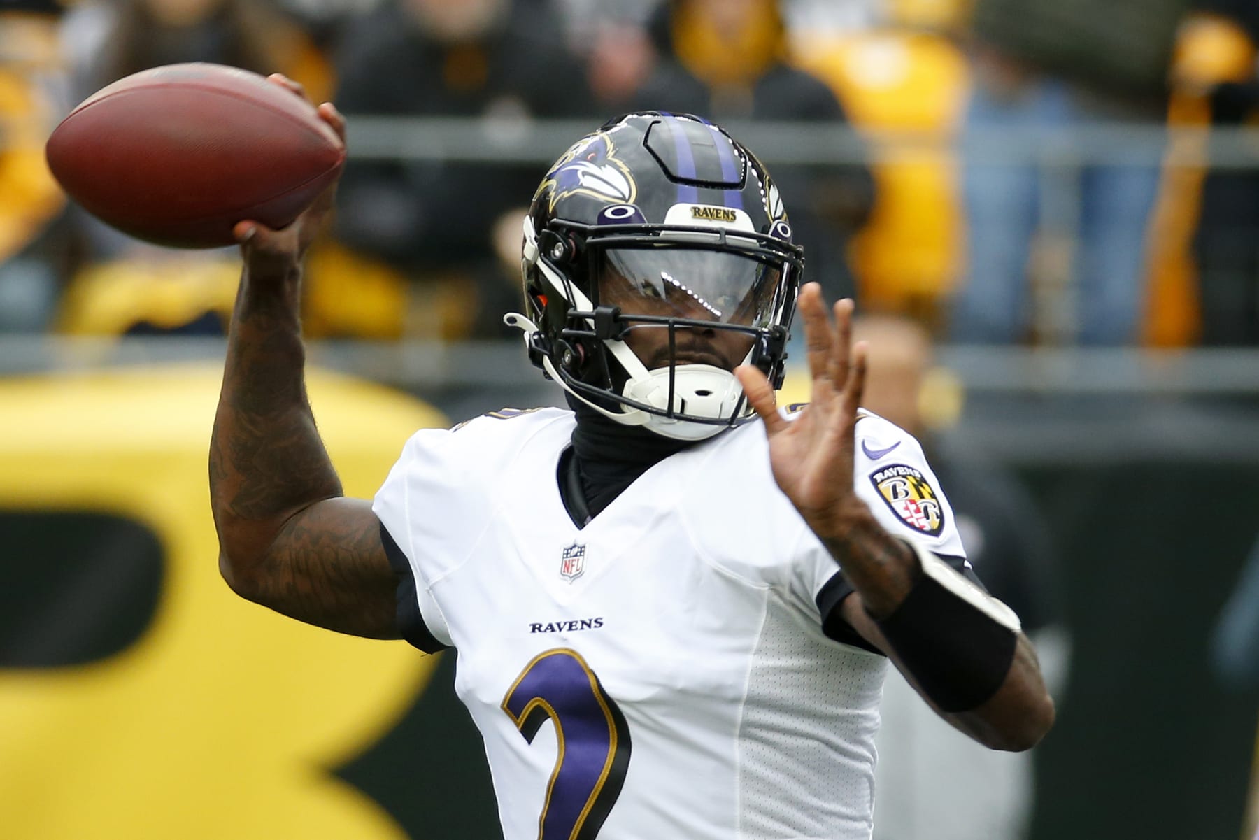 PITTSBURGH, PENNSYLVANIA - DECEMBER 11: Tyler Huntley #2 of the Baltimore Ravens lines up to throw the ball during the first quarter of the game against the Pittsburgh Steelers at Acrisure Stadium on December 11, 2022 in Pittsburgh, Pennsylvania. (Photo by Justin K. Aller/Getty Images)