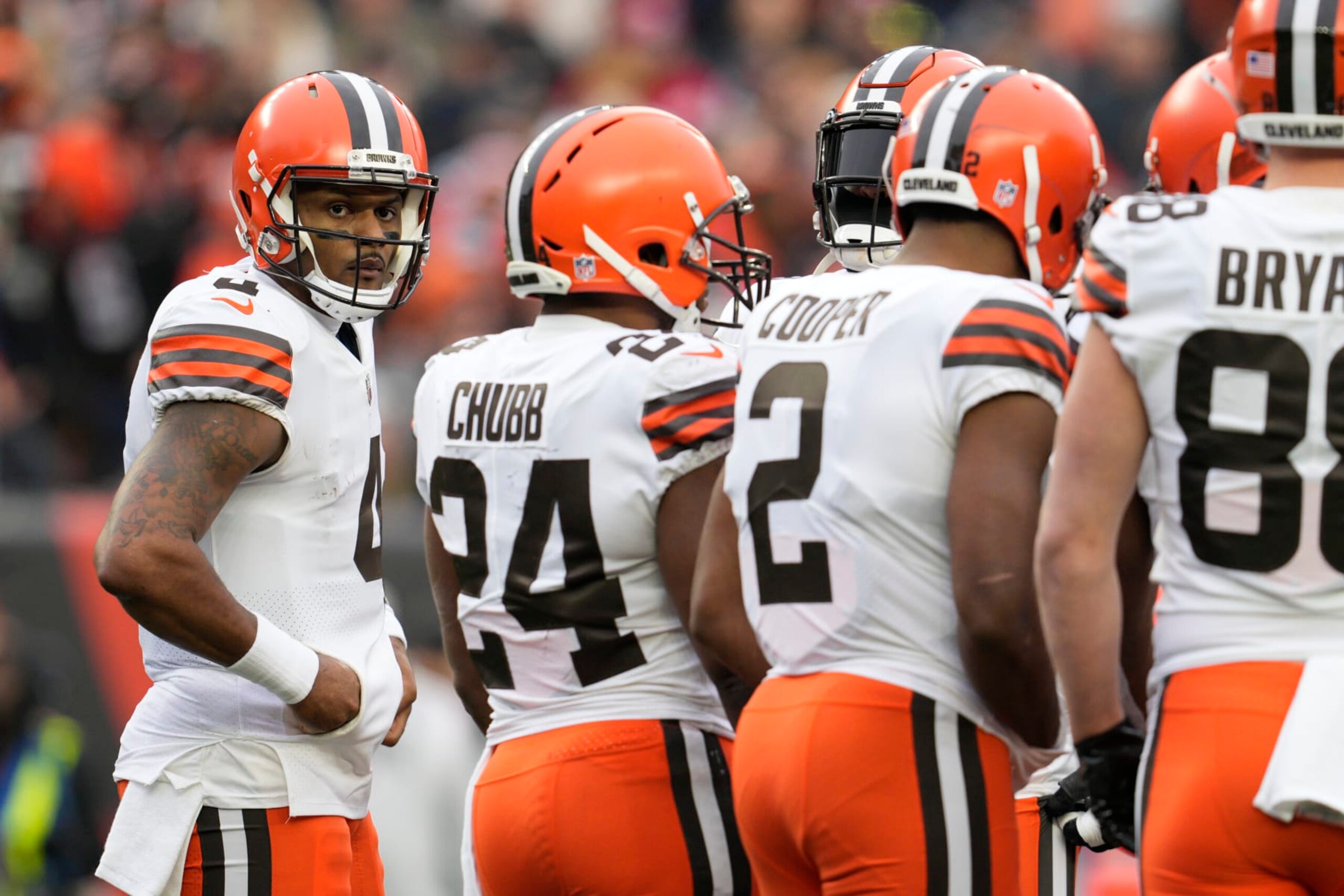Cleveland Browns quarterback Deshaun Watson (4) looks to the sideline during the second half of an NFL football game against the Cincinnati Bengals, Sunday, Dec. 11, 2022, in Cincinnati. (AP Photo/Jeff Dean)