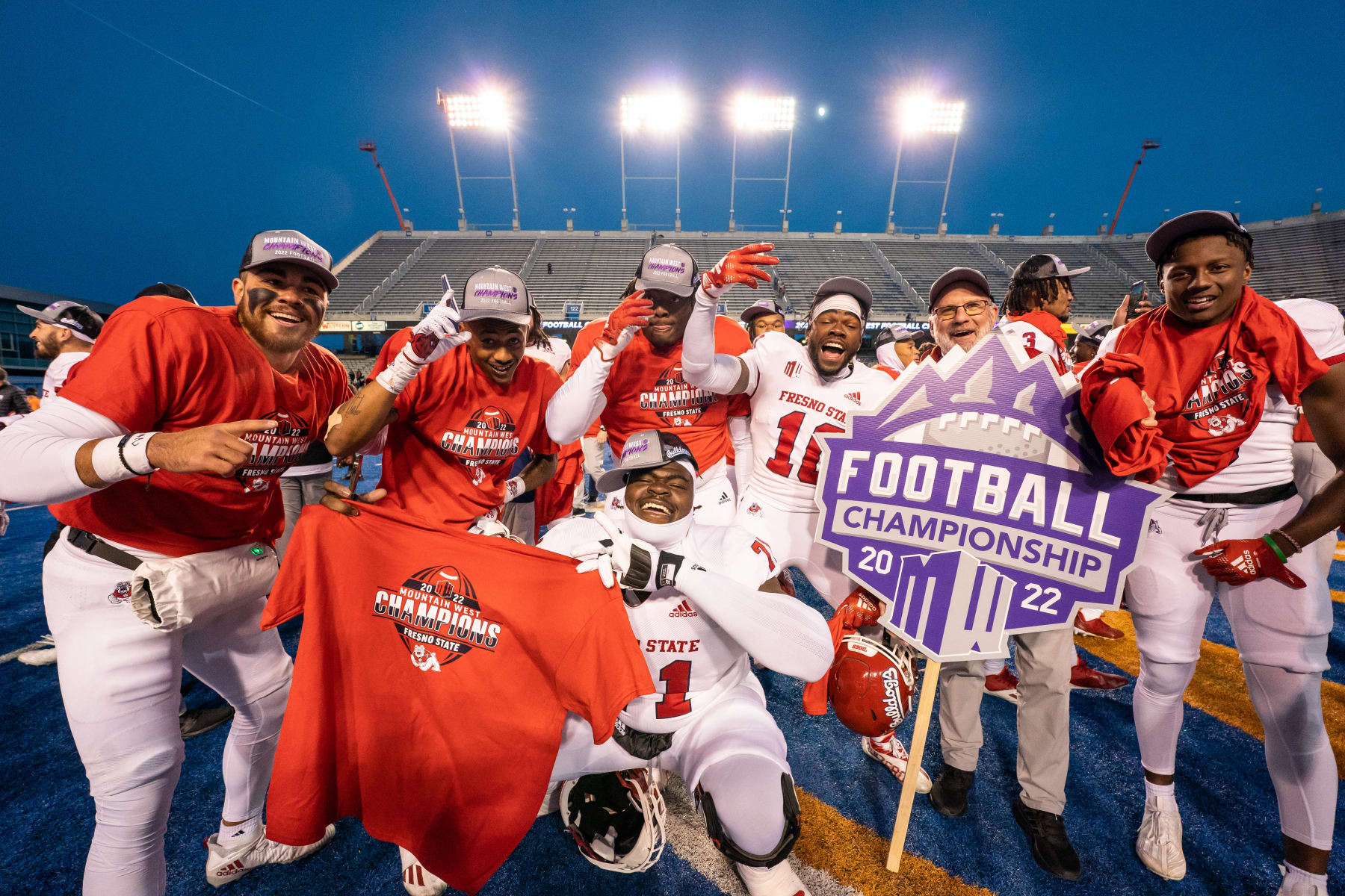 BOISE, ID - DECEMBER 03: Fresno State Bulldogs pose for photos after winning the Mountain West Championship during a college football game between the Fresno State Bulldogs and the Boise State Broncos on December 3, 2022, at Albertsons Stadium in Boise, ID. (Photo by Tyler Ingham/Icon Sportswire via Getty Images)