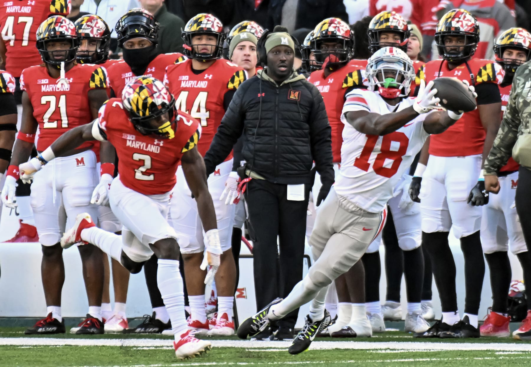 COLLEGE PARK, MD - NOVEMBER 19: Ohio State Buckeyes wide receiver Marvin Harrison Jr. (18) makes a one handed catch against Maryland Terrapins defensive back Jakorian Bennett (2) during the Ohio State Buckeyes game versus the Maryland Terrapins on November 19, 2022 at SECU Stadium in College Park, MD.  (Photo by Mark Goldman/Icon Sportswire via Getty Images)