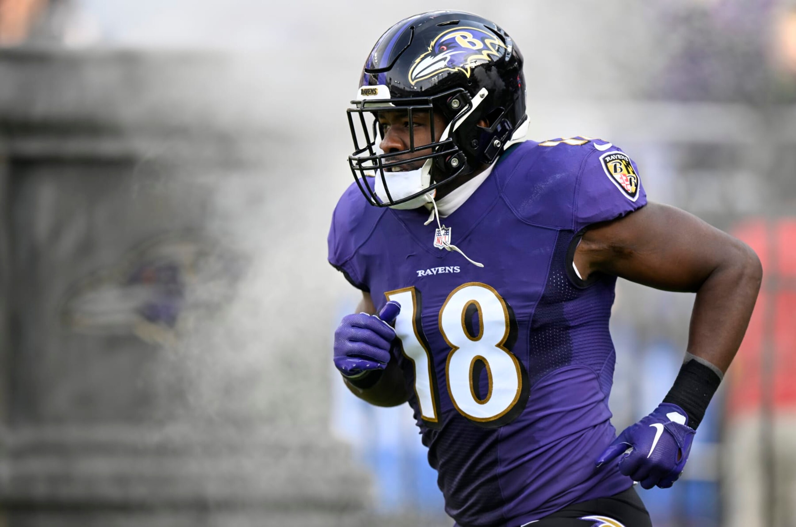 BALTIMORE, MARYLAND - DECEMBER 04: Roquan Smith #18 of the Baltimore Ravens is introduced before the game against the Denver Broncos at M&T Bank Stadium on December 04, 2022 in Baltimore, Maryland. (Photo by G Fiume/Getty Images) BALTIMORE, MARYLAND - DECEMBER 04: Roquan Smith #18 of the Baltimore Ravens is introduced before the game against the Denver Broncos at M&T Bank Stadium on December 04, 2022 in Baltimore, Maryland. (Photo by G Fiume/Getty Images)