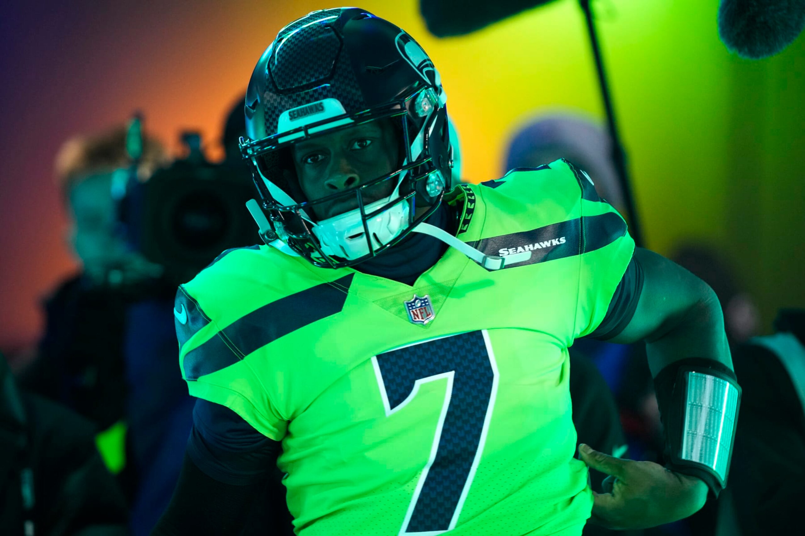 SEATTLE, WASHINGTON - DECEMBER 15: Geno Smith #7 of the Seattle Seahawks prepares to take the field prior to a game against the San Francisco 49ers at Lumen Field on December 15, 2022 in Seattle, Washington. (Photo by Christopher Mast/Getty Images)