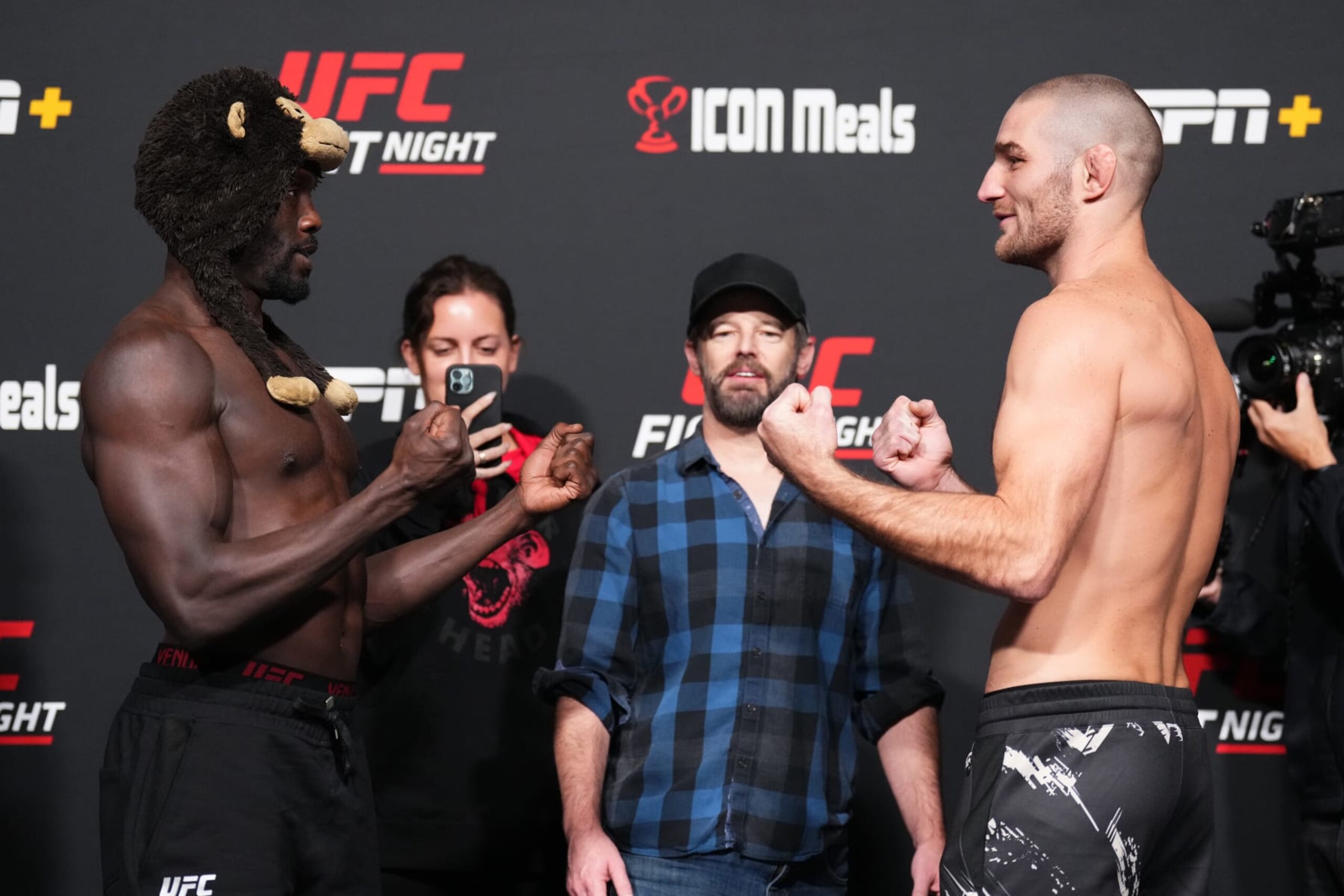 Jared Cannonier and Sean Strickland square off in the final card of the year. 