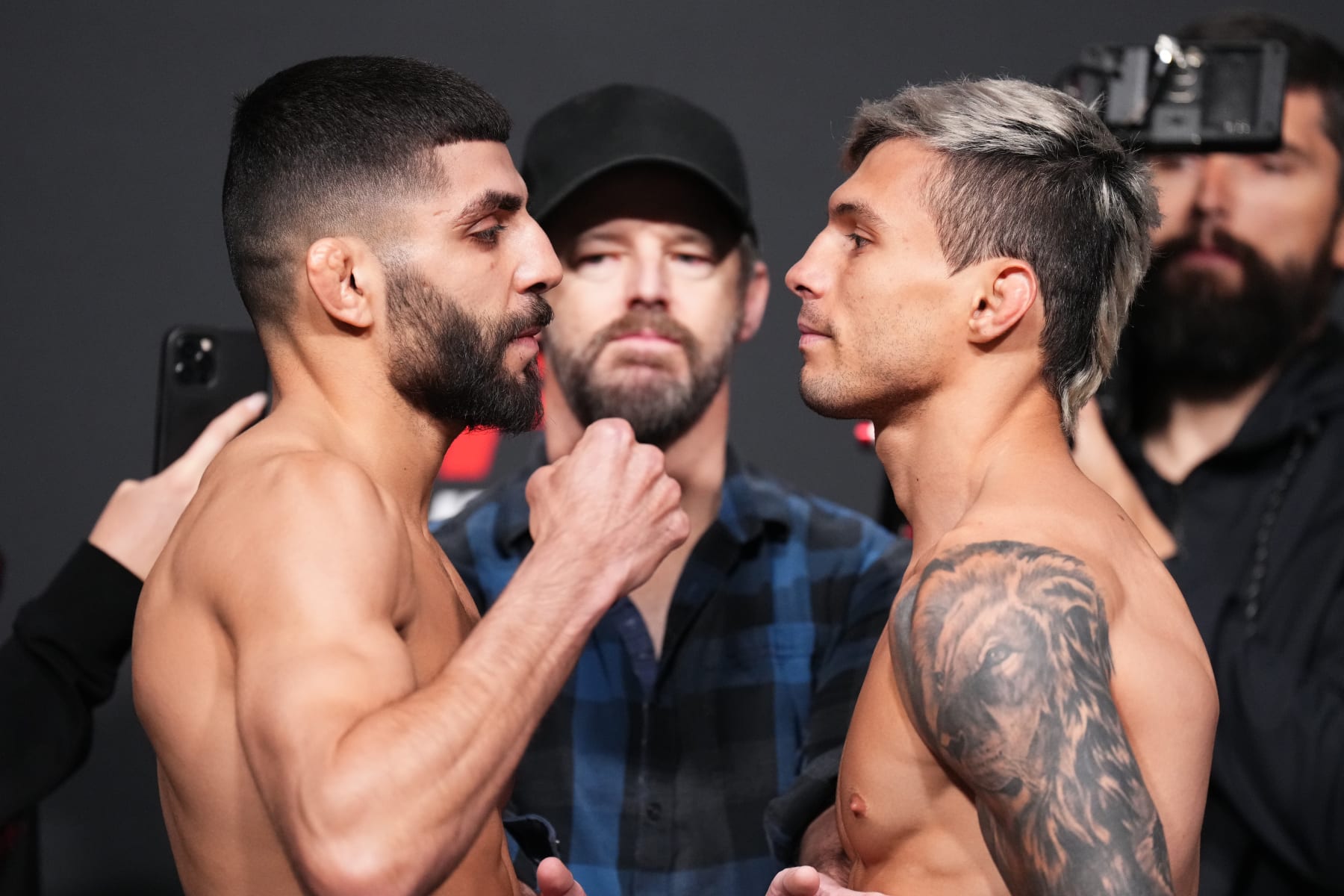 Amir Albazi will look to make quick work of Alessandro Costa. 