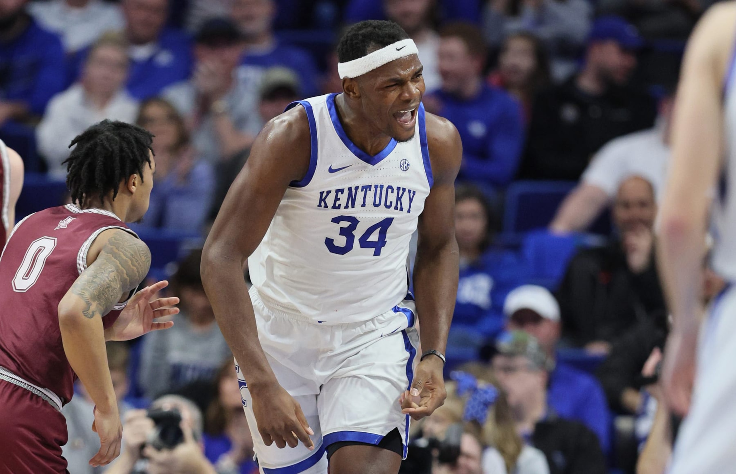 Kentucky's Oscar Tshiebwe Kentucky's Oscar Tshiebwe