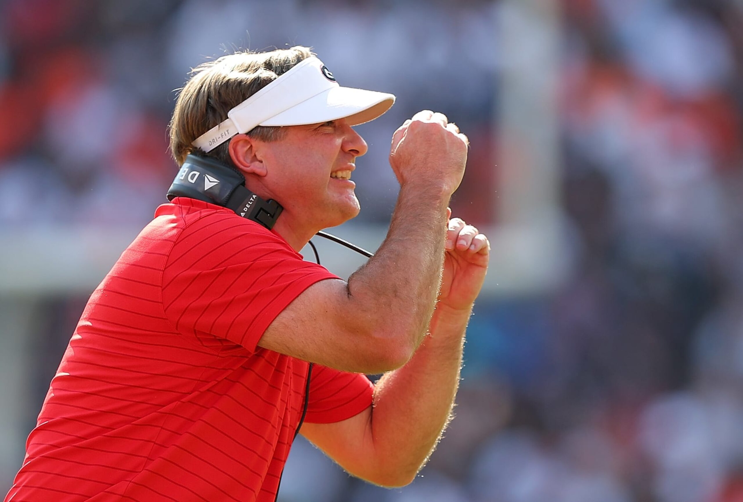 AUBURN, ALABAMA - OCTOBER 09:  Head coach Kirby Smart of the Georgia Bulldogs yells to his team against the Auburn Tigers during the first half at Jordan-Hare Stadium on October 09, 2021 in Auburn, Alabama. (Photo by Kevin C. Cox/Getty Images)