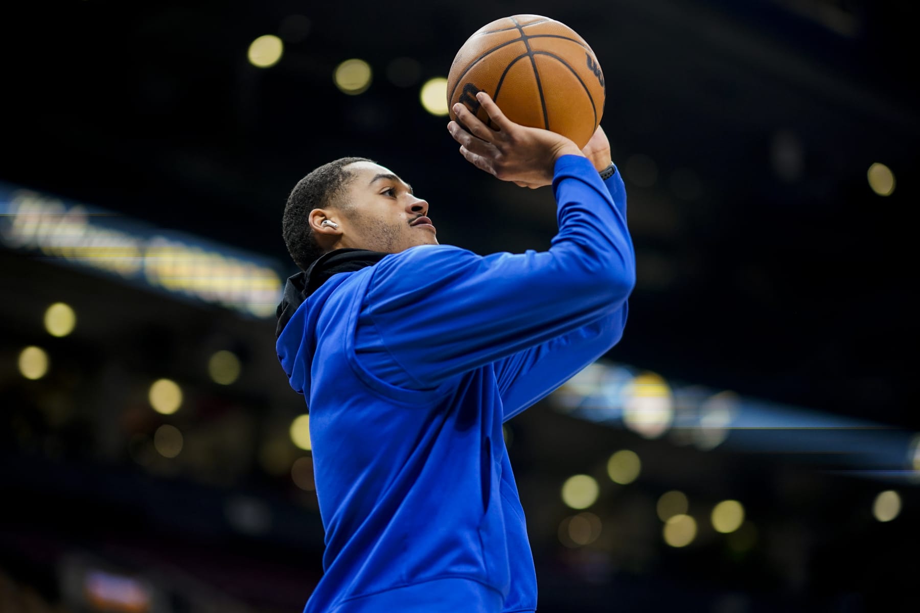 TORONTO, CANADA - DECEMBER 18: Jordan Poole #3 of the Golden State Warriors warms up before the game against the Toronto Raptors on December 18, 2022 at the Scotiabank Arena in Toronto, Ontario, Canada.  NOTE TO USER: User expressly acknowledges and agrees that, by downloading and or using this Photograph, user is consenting to the terms and conditions of the Getty Images License Agreement.  Mandatory Copyright Notice: Copyright 2022 NBAE (Photo by Mark Blinch/NBAE via Getty Images)