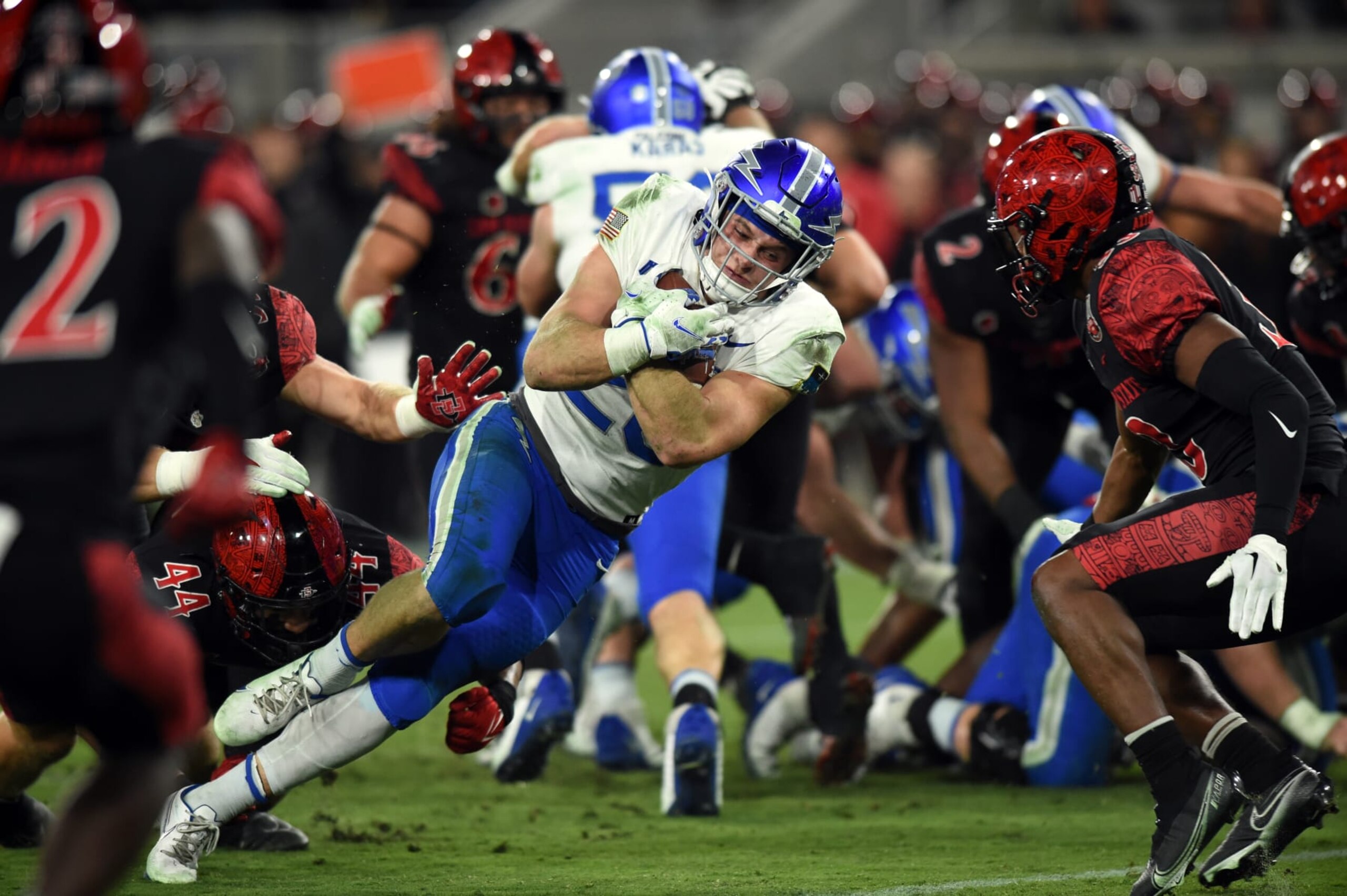 SAN DIEGO, CA - NOVEMBER 26: Air Force Falcons running back Brad Roberts (20) runs the ball during a college football game between the Air Force Falcons and the San Diego State Aztecs on November 26, 2022, at Snapdragon Stadium in San Diego, CA. (Photo by Chris Williams/Icon Sportswire via Getty Images)