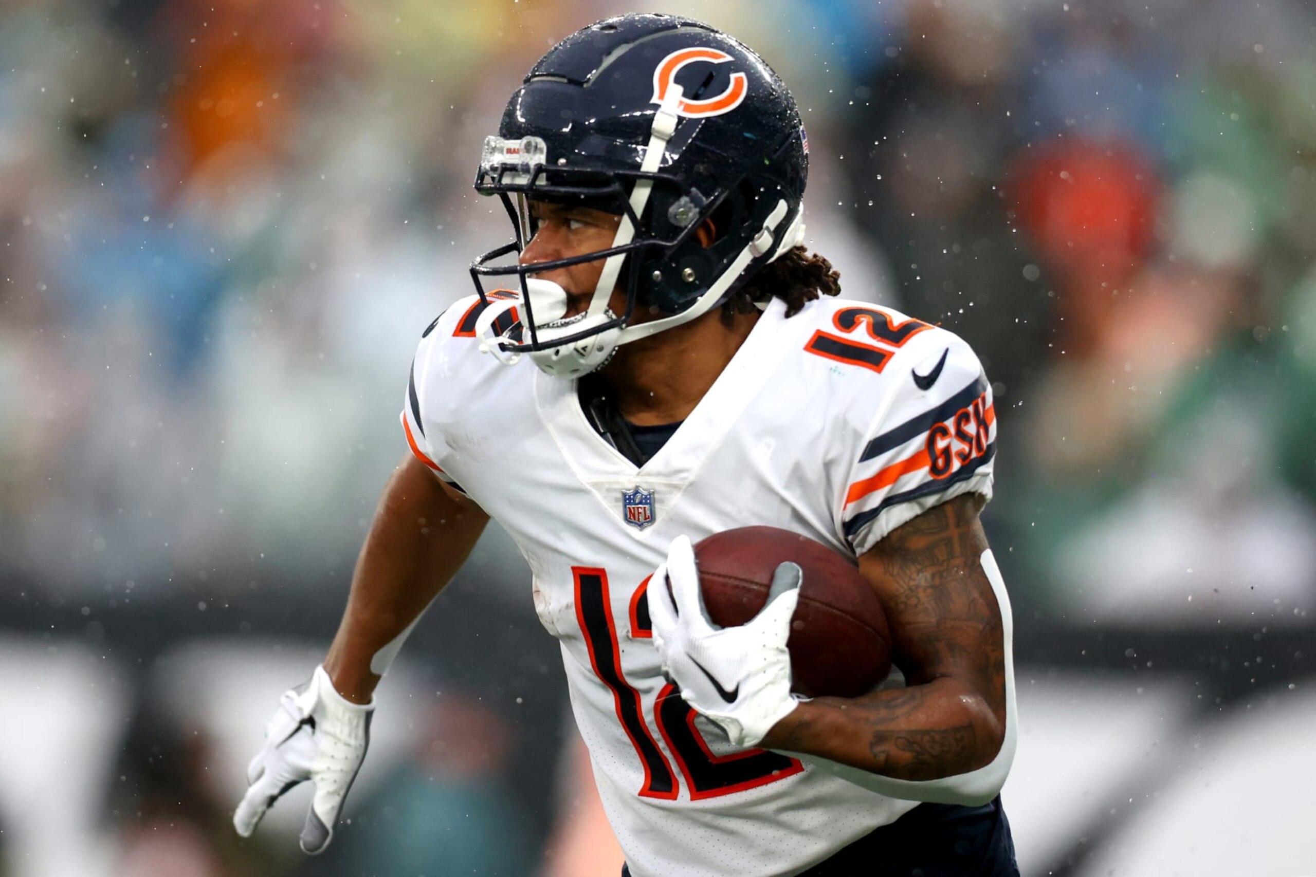 EAST RUTHERFORD, NEW JERSEY - NOVEMBER 27: Velus Jones Jr. #12 of the Chicago Bears runs for yards in the second half of a game against the New York Jets at MetLife Stadium on November 27, 2022 in East Rutherford, New Jersey. (Photo by Mike Stobe/Getty Images)