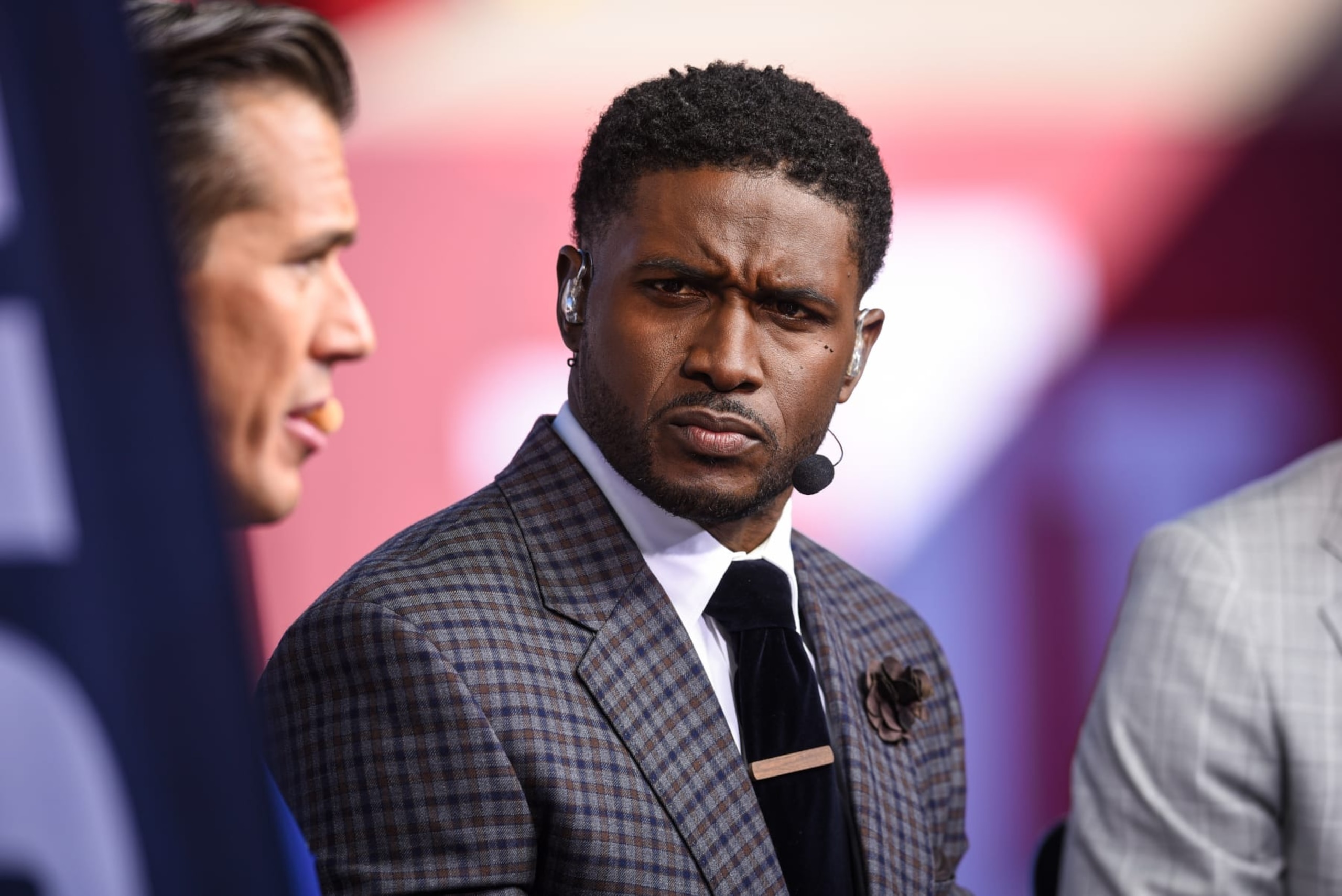 BLOOMINGTON, IN - OCTOBER 08: Fox Big Noon Saturday Kickoff analyst Reggie Bush prior ton a college football game between the Michigan Wolverines and Indiana Hoosiers on October 8, 2022 at Memorial Stadium in Bloomington, Indiana. (Photo by James Black/Icon Sportswire via Getty Images)