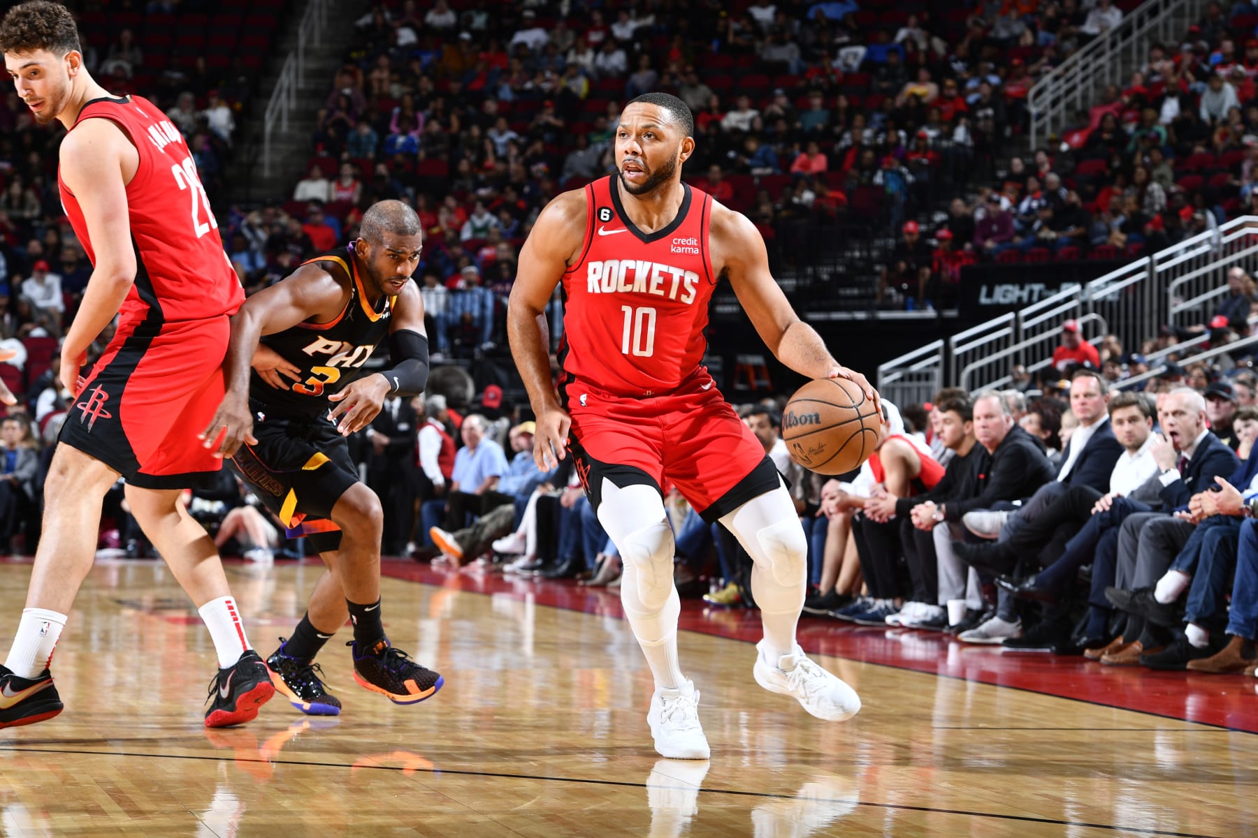 HOUSTON, TX - DECEMBER 13: Eric Gordon #10 of the Houston Rockets dribbles the ball during the game against the Phoenix Suns on December 13, 2022 at the Toyota Center in Houston, Texas. NOTE TO USER: User expressly acknowledges and agrees that, by downloading and or using this photograph, User is consenting to the terms and conditions of the Getty Images License Agreement. Mandatory Copyright Notice: Copyright 2022 NBAE (Photo by Logan Riely/NBAE via Getty Images)