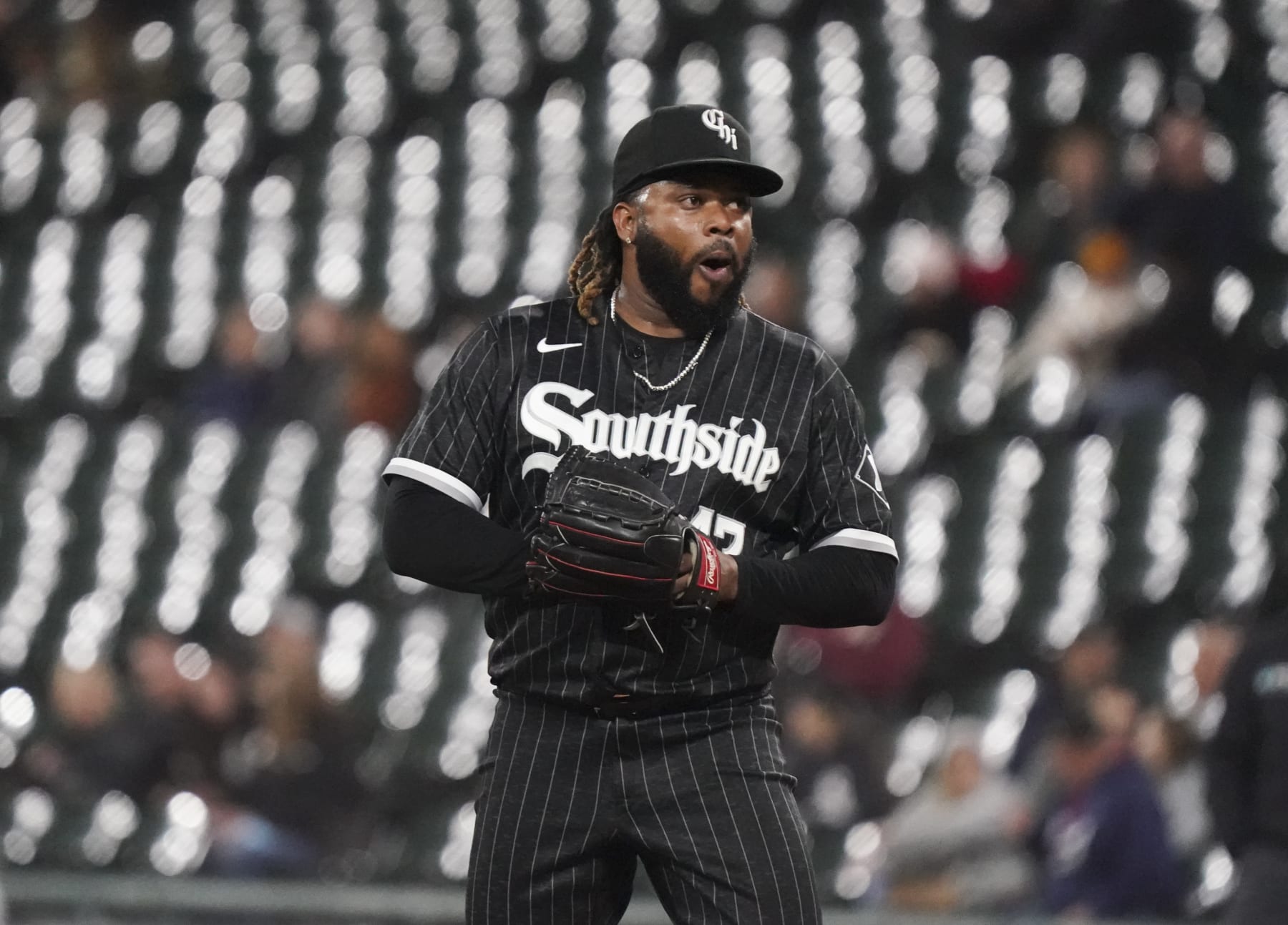 CHICAGO, ILLINOIS - OCTOBER 03: Johnny Cueto #47 of the Chicago White Sox reacts after giving up a two run home run to Gio Urshela #15 of the Minnesota Twins during a game at Guaranteed Rate Field on October 03, 2022 in Chicago, Illinois. (Photo by Nuccio DiNuzzo/Getty Images)