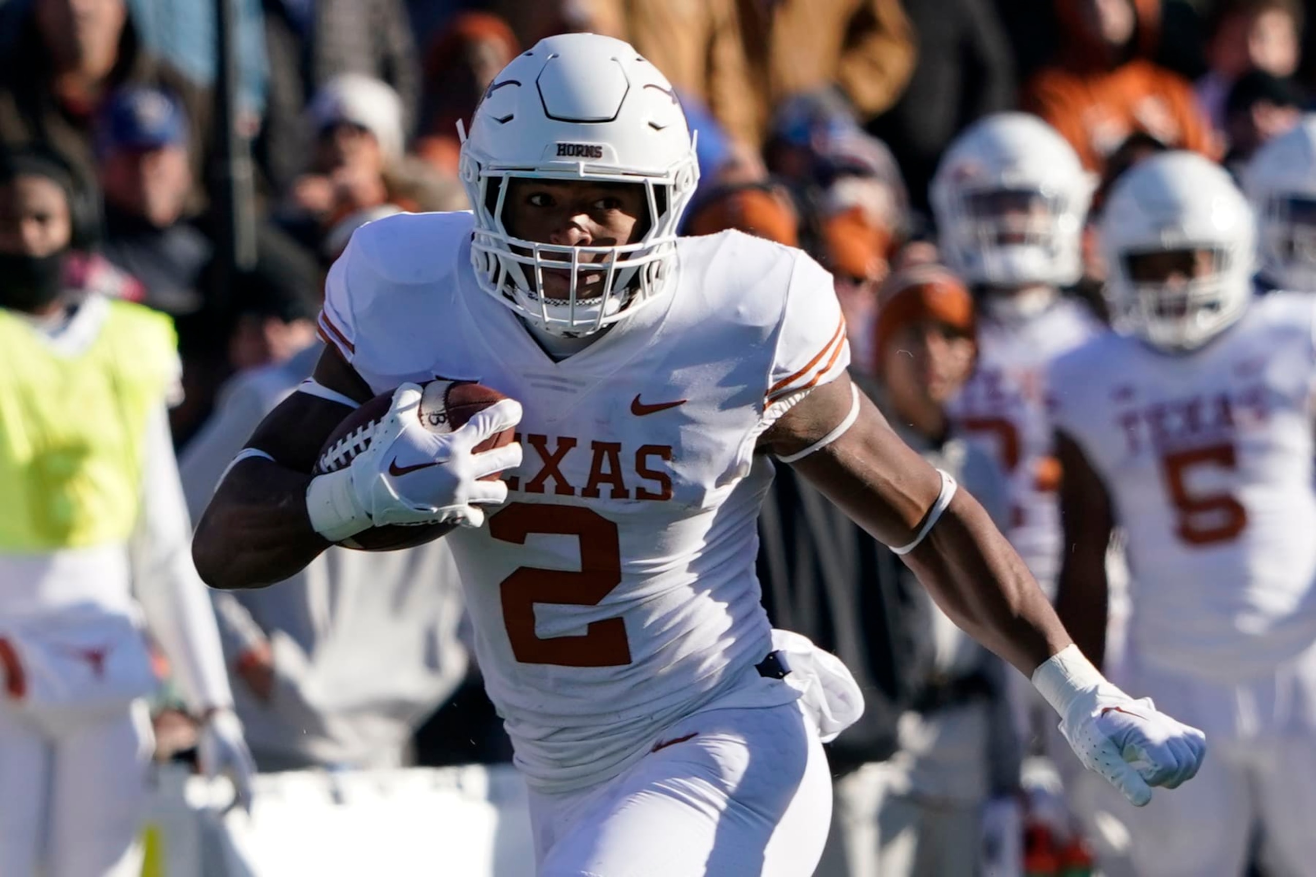 Texas RB Roschon Johnson Texas RB Roschon Johnson