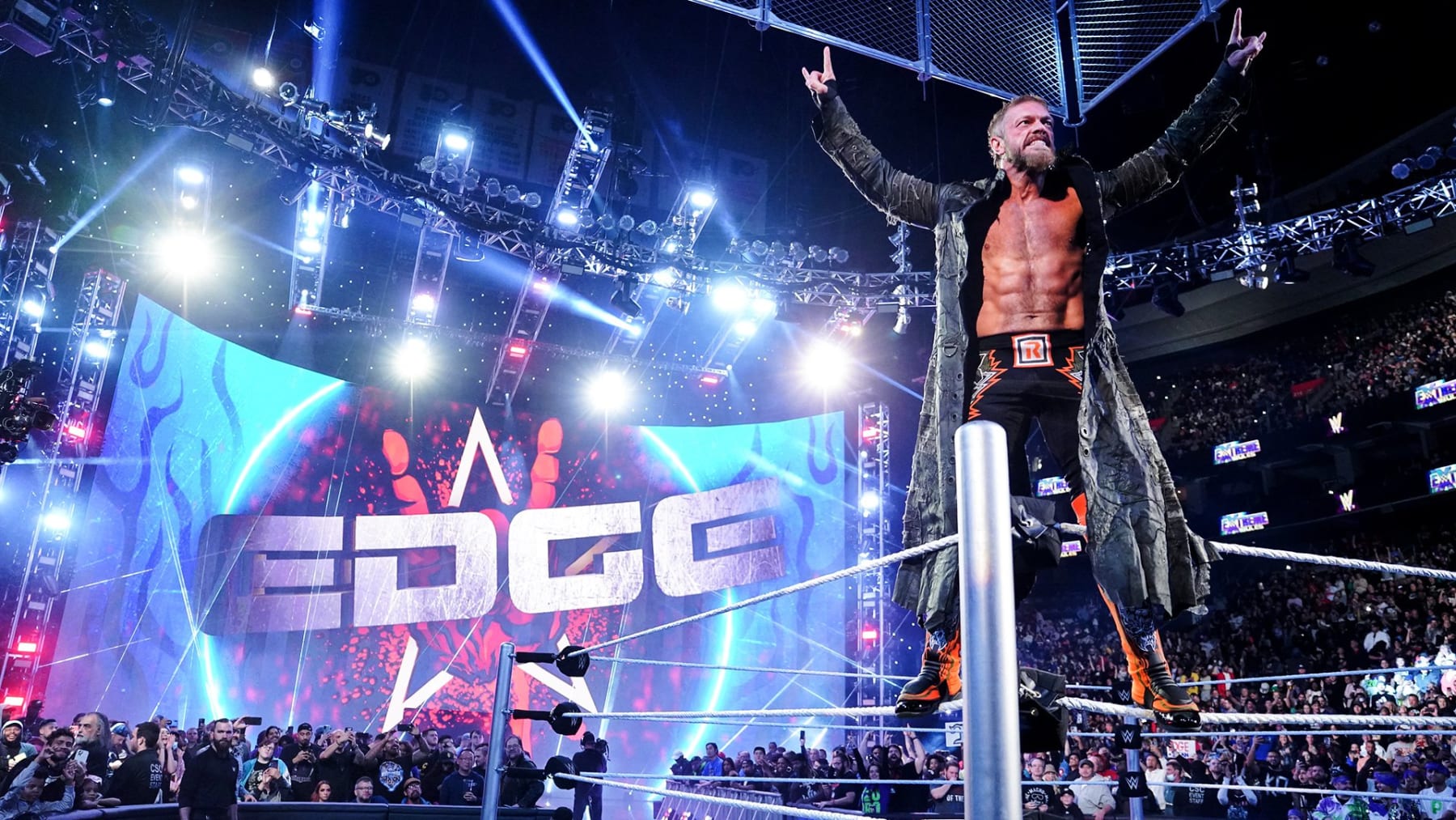 Edge's contractual status headlines this week of wrestling rumor and innuendo. 