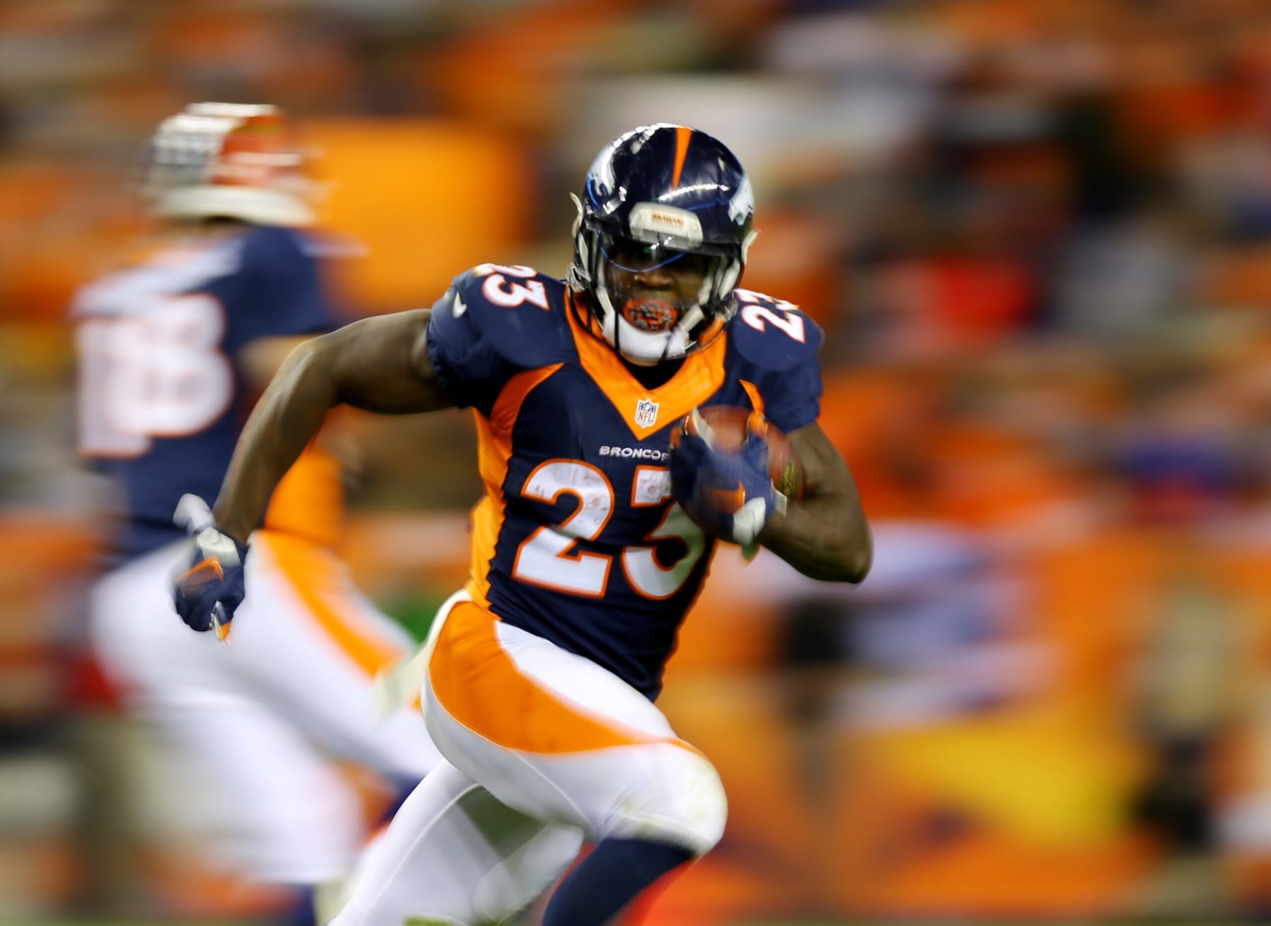 DENVER, CO - NOVEMBER 01:  Ronnie Hillman #23 of the Denber Broncos runs the ball against the Green Bay Packers in the fourth quarter at Sports Authority Field at Mile High on November 1, 2015 in Denver, Colorado. The Broncos won 29-10.  (Photo by Justin Edmonds/Getty Images)