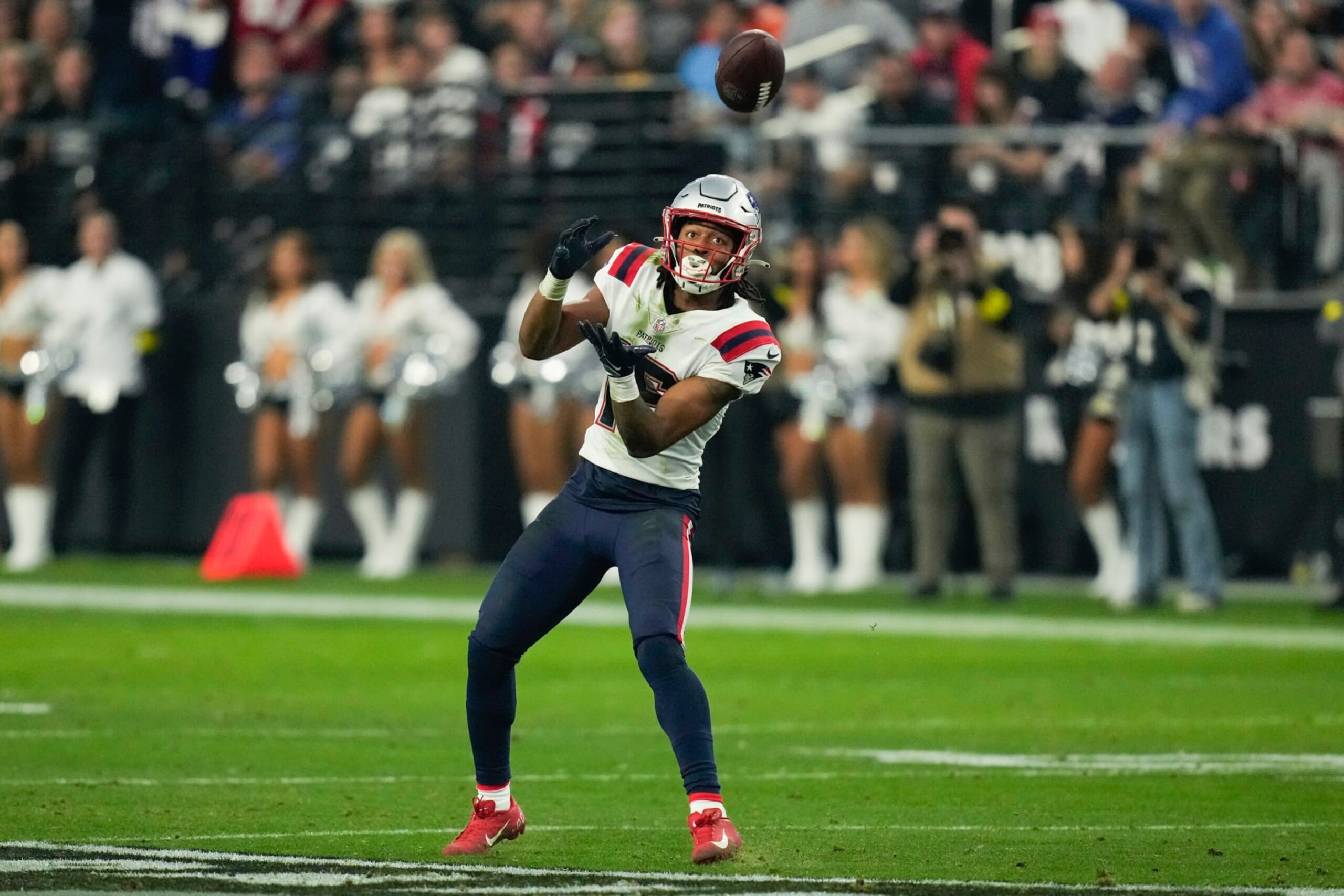 New England Patriots wide receiver Jakobi Meyers makes a 39-yard reception during the second half of an NFL football game between the New England Patriots and Las Vegas Raiders, Sunday, Dec. 18, 2022, in Las Vegas. (AP Photo/John Locher)