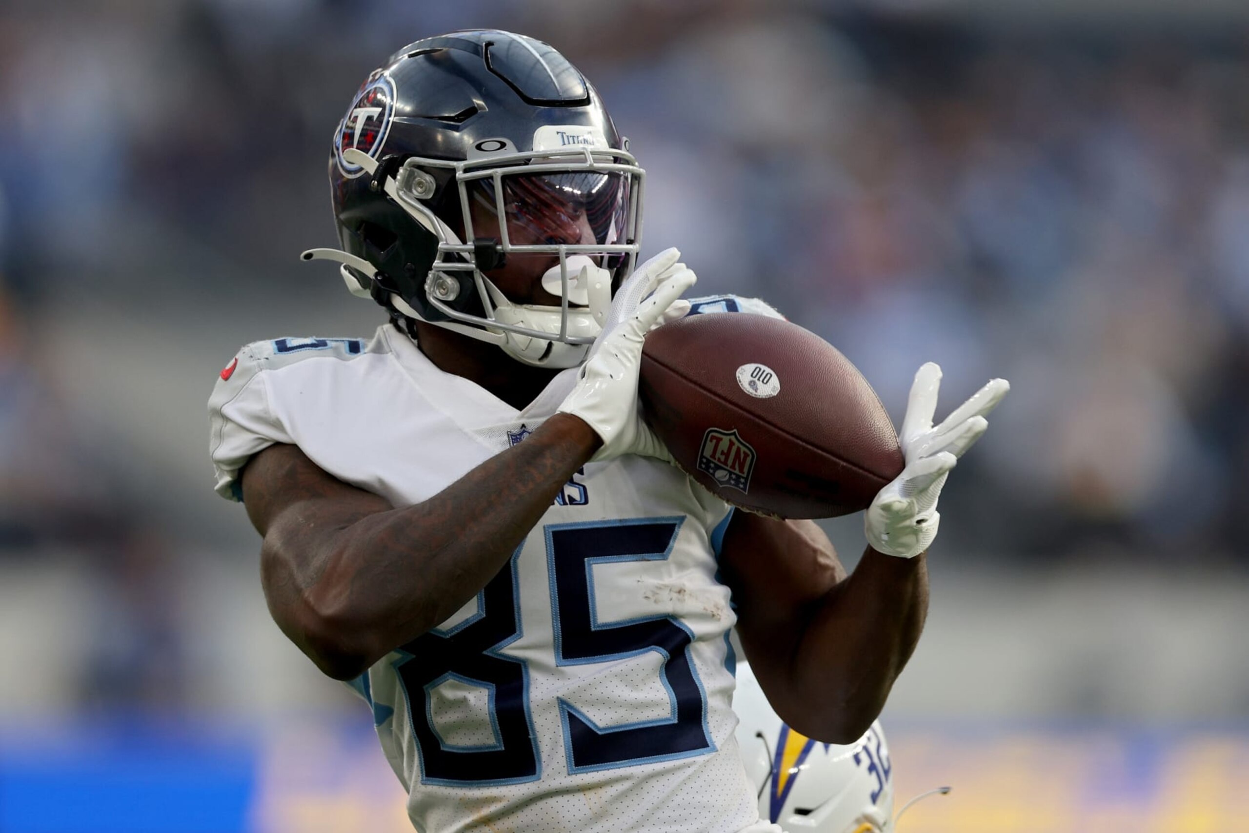 Titans TE Chigoziem Okonkwo