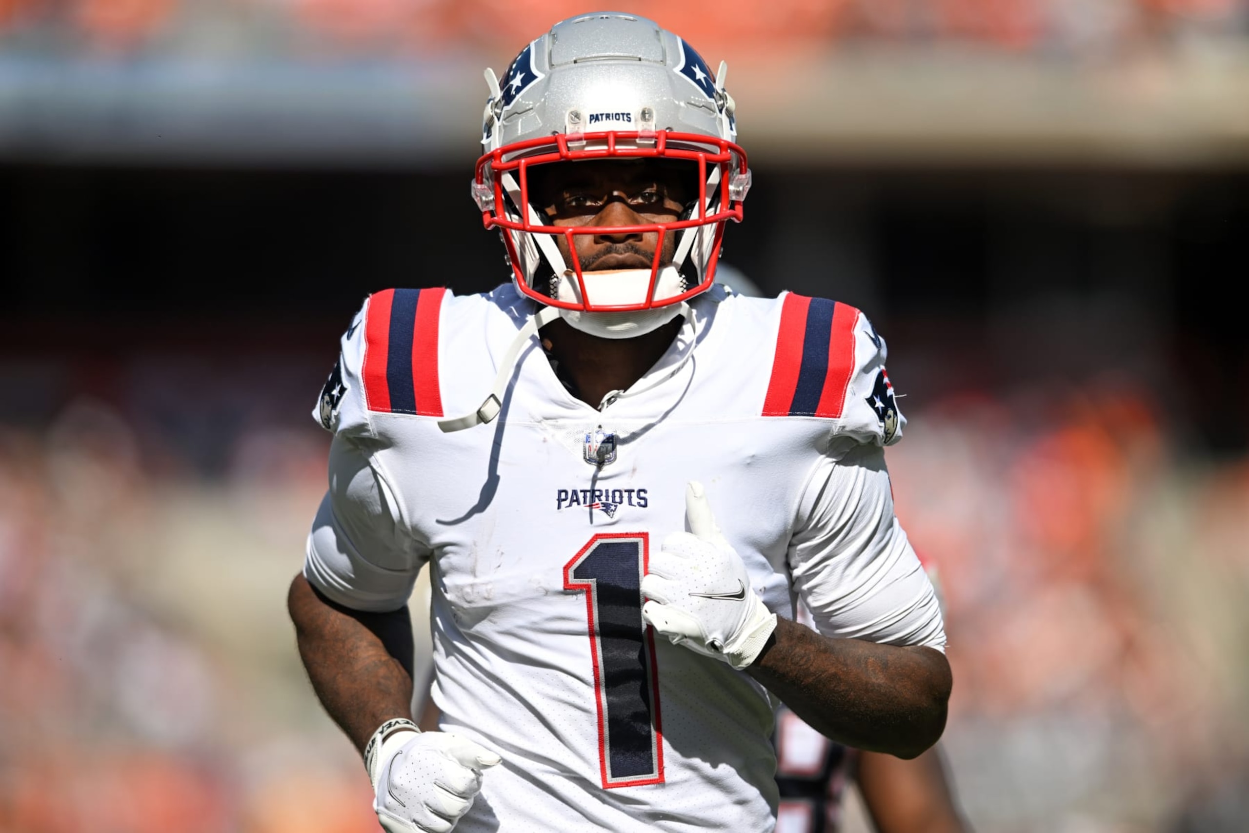 CLEVELAND, OH - OCTOBER 16: DeVante Parker #1 of the New England Patriots runs off the field at halftime against the Cleveland Browns at FirstEnergy Stadium on October 16, 2022 in Cleveland, Ohio. (Photo by Nick Cammett/Diamond Images via Getty Images)