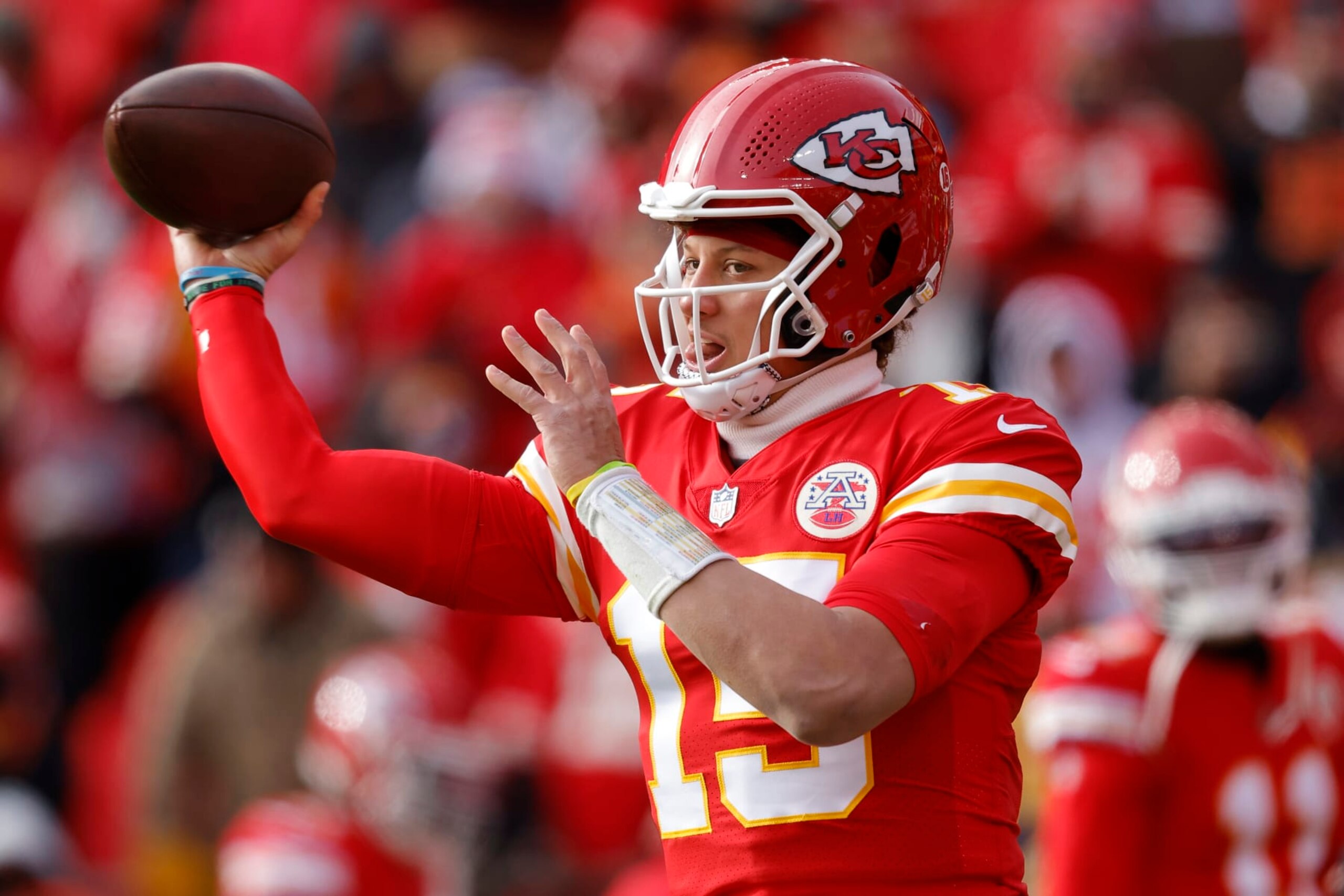 KANSAS CITY, MISSOURI - DECEMBER 24: Patrick Mahomes #15 of the Kansas City Chiefs warms up against the Seattle Seahawks at Arrowhead Stadium on December 24, 2022 in Kansas City, Missouri. (Photo by David Eulitt/Getty Images) KANSAS CITY, MISSOURI - DECEMBER 24: Patrick Mahomes #15 of the Kansas City Chiefs warms up against the Seattle Seahawks at Arrowhead Stadium on December 24, 2022 in Kansas City, Missouri. (Photo by David Eulitt/Getty Images)