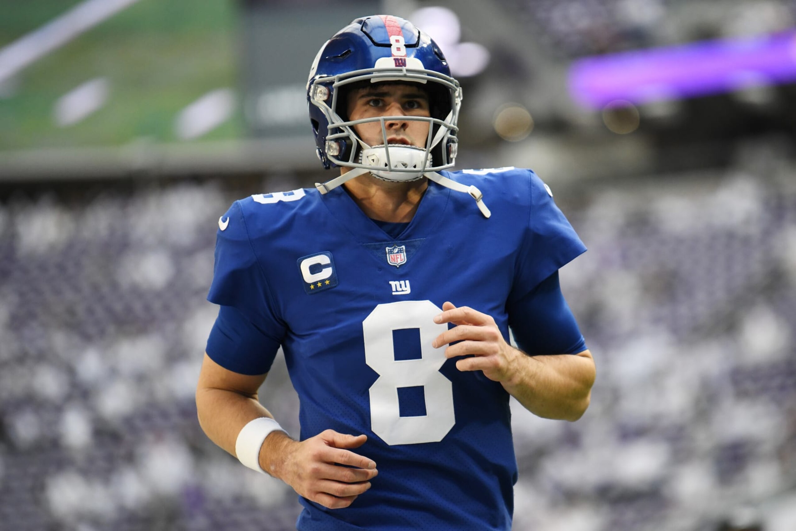 MINNEAPOLIS, MINNESOTA - DECEMBER 24: Daniel Jones #8 of the New York Giants warms up against the Minnesota Vikings at U.S. Bank Stadium on December 24, 2022 in Minneapolis, Minnesota. (Photo by Stephen Maturen/Getty Images) MINNEAPOLIS, MINNESOTA - DECEMBER 24: Daniel Jones #8 of the New York Giants warms up against the Minnesota Vikings at U.S. Bank Stadium on December 24, 2022 in Minneapolis, Minnesota. (Photo by Stephen Maturen/Getty Images)