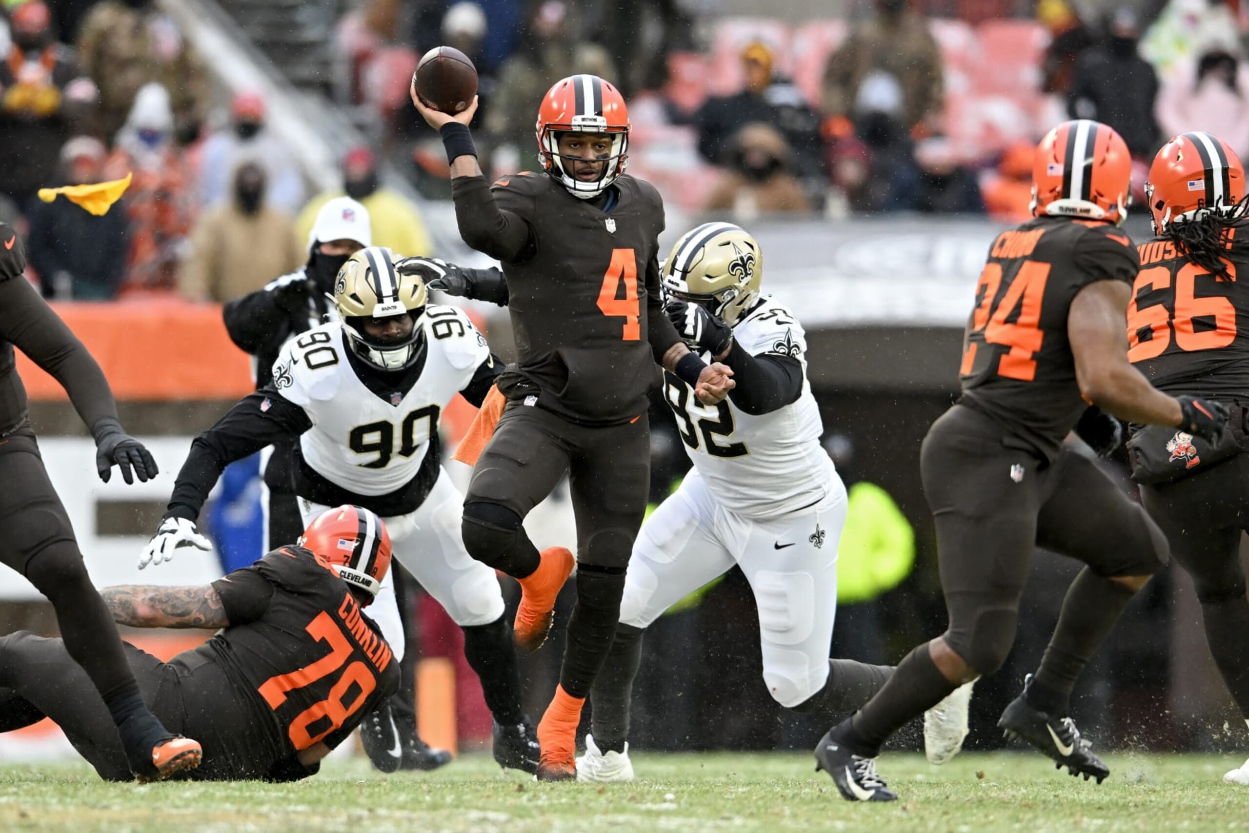 CLEVELAND, OHIO - DECEMBER 24: Deshaun Watson #4 of the Cleveland Browns throws a pass against the New Orleans Saints during the second half of the game at FirstEnergy Stadium on December 24, 2022 in Cleveland, Ohio. (Photo by Nick Cammett/Getty Images)