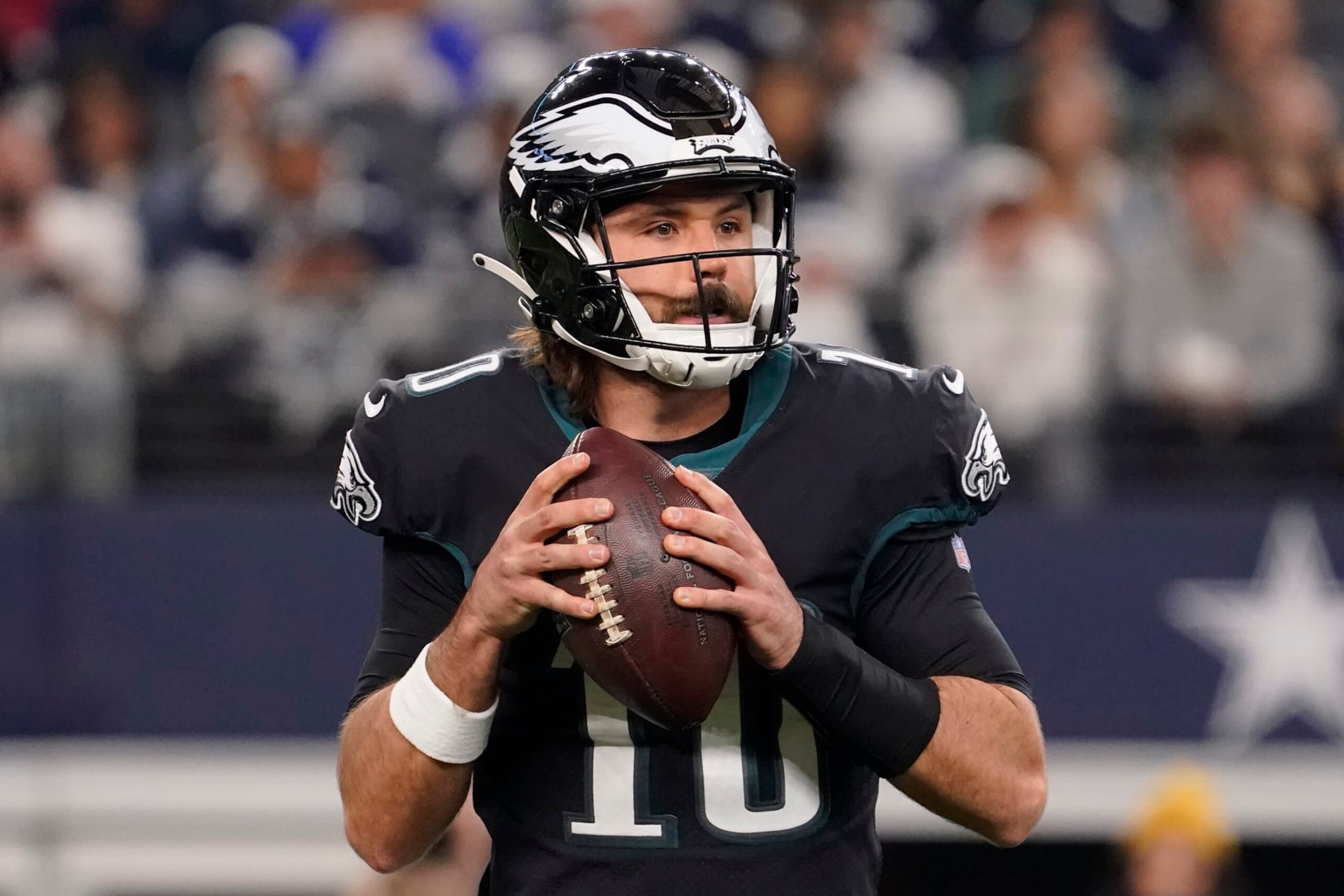 ARLINGTON, TEXAS - DECEMBER 24: Gardner Minshew #10 of the Philadelphia Eagles looks to pass during the first half in the game against the Dallas Cowboys at AT&T Stadium on December 24, 2022 in Arlington, Texas. (Photo by Sam Hodde/Getty Images)
