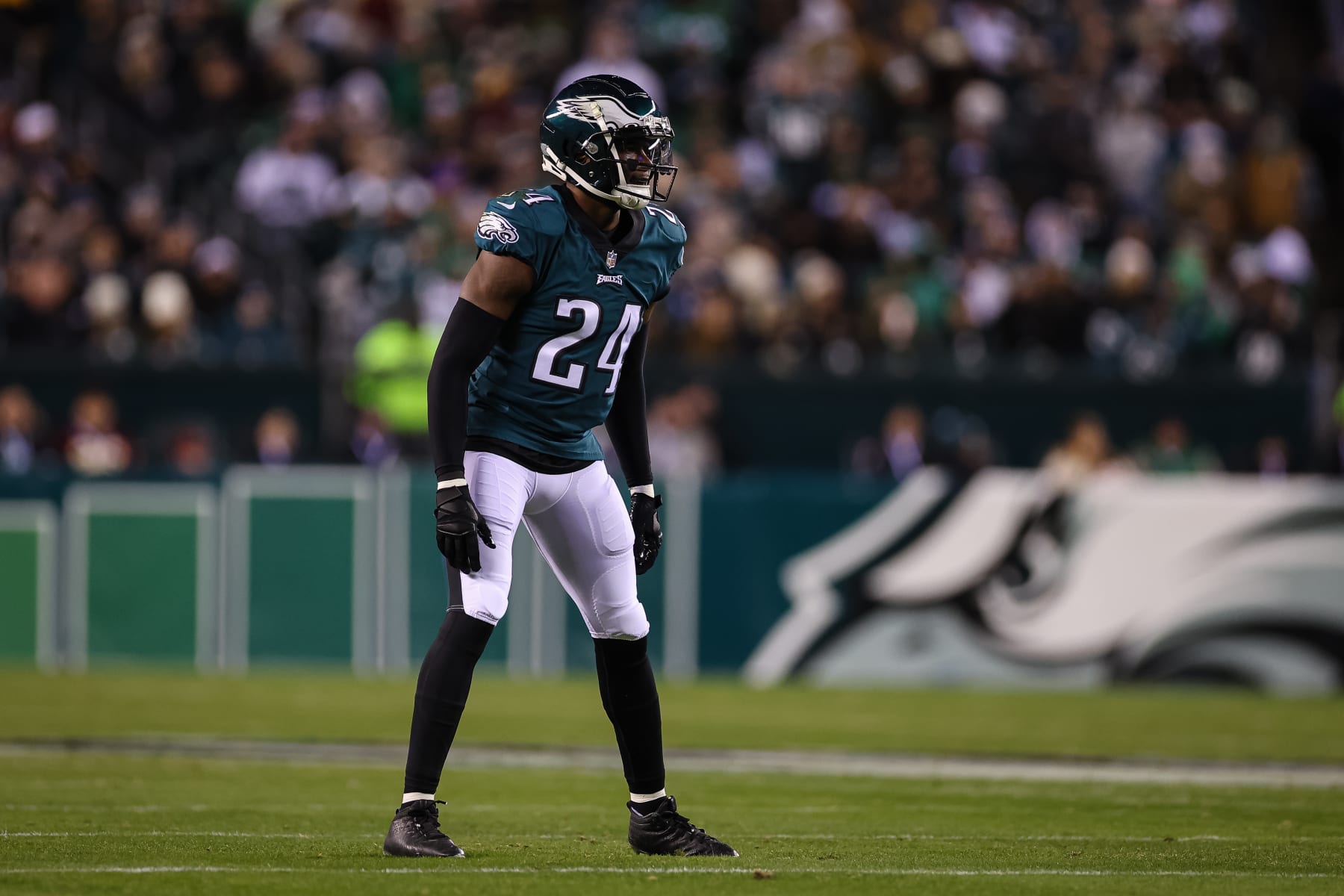 PHILADELPHIA, PA - NOVEMBER 14: James Bradberry #24 of the Philadelphia Eagles lines up against the Washington Commanders during the first half at Lincoln Financial Field on November 14, 2022 in Philadelphia, Pennsylvania. (Photo by Scott Taetsch/Getty Images)