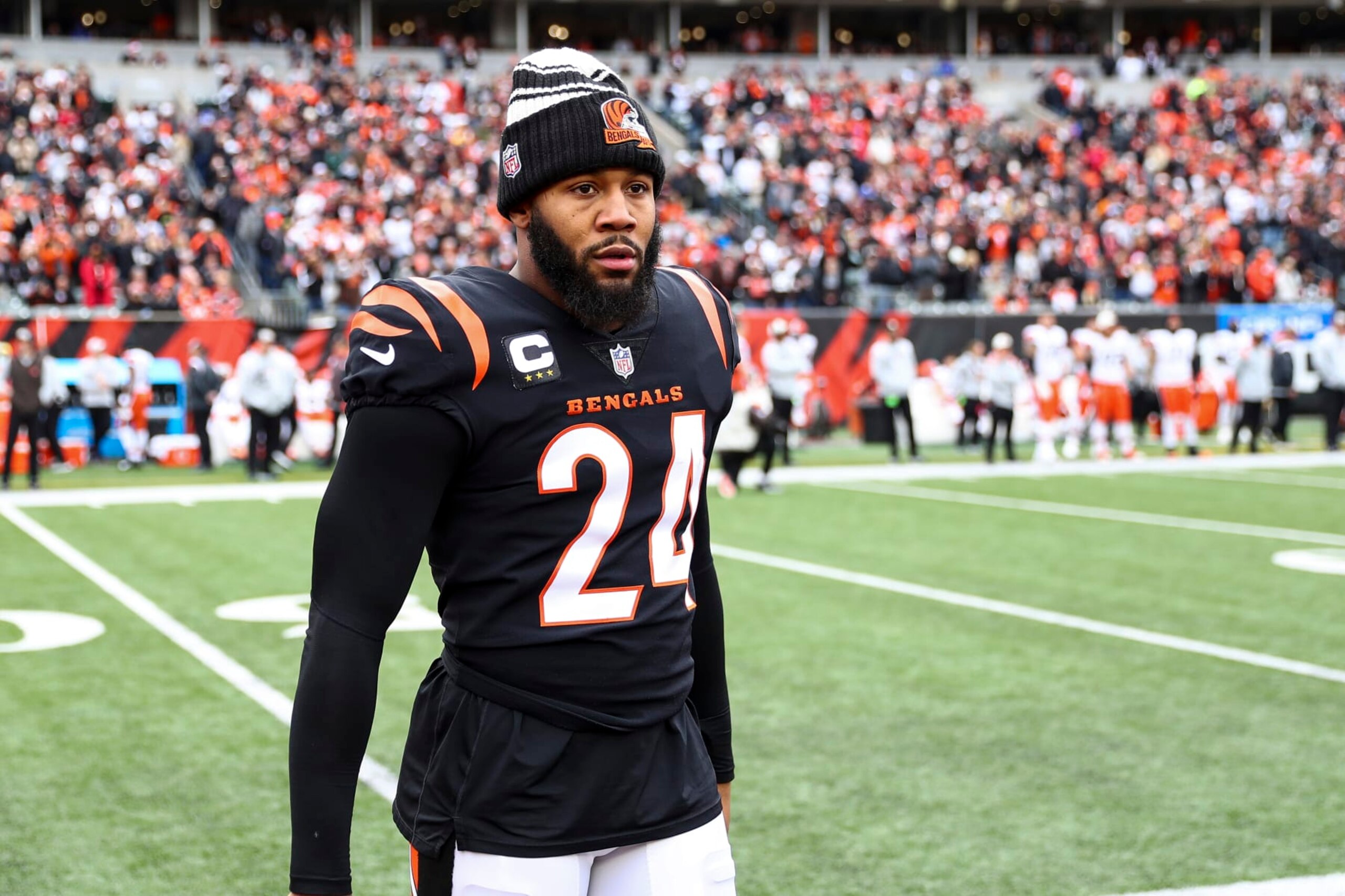 CINCINNATI, OH - DECEMBER 11: Vonn Bell #24 of the Cincinnati Bengals walks to midfield prior to an NFL football game against the Cleveland Browns at Paycor Stadium on December 11, 2022 in Cincinnati, Ohio. (Photo by Kevin Sabitus/Getty Images)