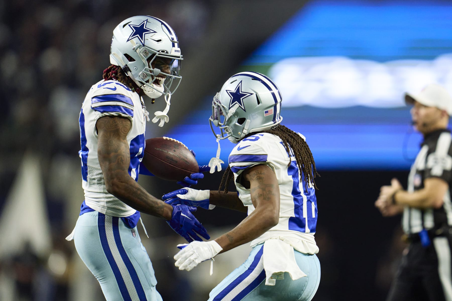 ARLINGTON, TX - DECEMBER 24: Wide receiver CeeDee Lamb #88 of the Dallas Cowboys celebrates after scoring a touchdown against the Philadelphia Eagles during the second half at AT&T Stadium on December 24, 2022 in Arlington, Texas. (Photo by Cooper Neill/Getty Images) ARLINGTON, TX - DECEMBER 24: Wide receiver CeeDee Lamb #88 of the Dallas Cowboys celebrates after scoring a touchdown against the Philadelphia Eagles during the second half at AT&T Stadium on December 24, 2022 in Arlington, Texas. (Photo by Cooper Neill/Getty Images)