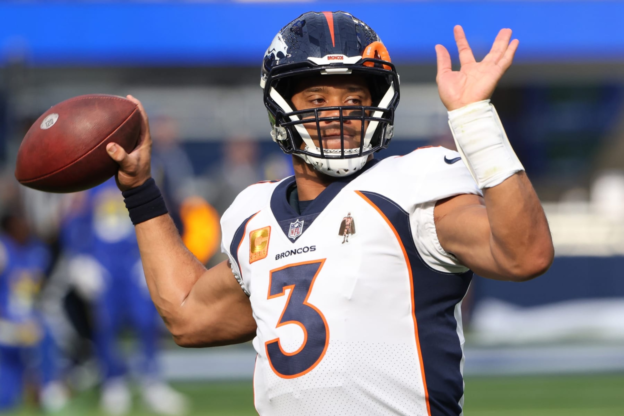 INGLEWOOD, CALIFORNIA - DECEMBER 25: Russell Wilson #3 of the Denver Broncos warms up before the game against the Los Angeles Rams at SoFi Stadium on December 25, 2022 in Inglewood, California. (Photo by Katelyn Mulcahy/Getty Images)