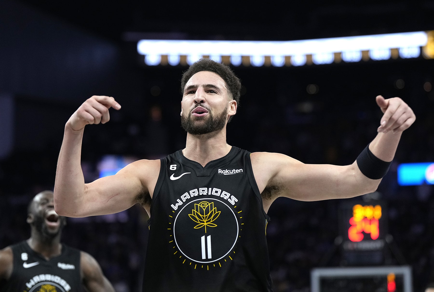 SAN FRANCISCO, CALIFORNIA - DECEMBER 25: Klay Thompson #11 of the Golden State Warriors reacts after he was called for a technical foul against the Memphis Grizzlies during the fouth quarter at Chase Center on December 25, 2022 in San Francisco, California. NOTE TO USER: User expressly acknowledges and agrees that, by downloading and or using this photograph, User is consenting to the terms and conditions of the Getty Images License Agreement. (Photo by Thearon W. Henderson/Getty Images)