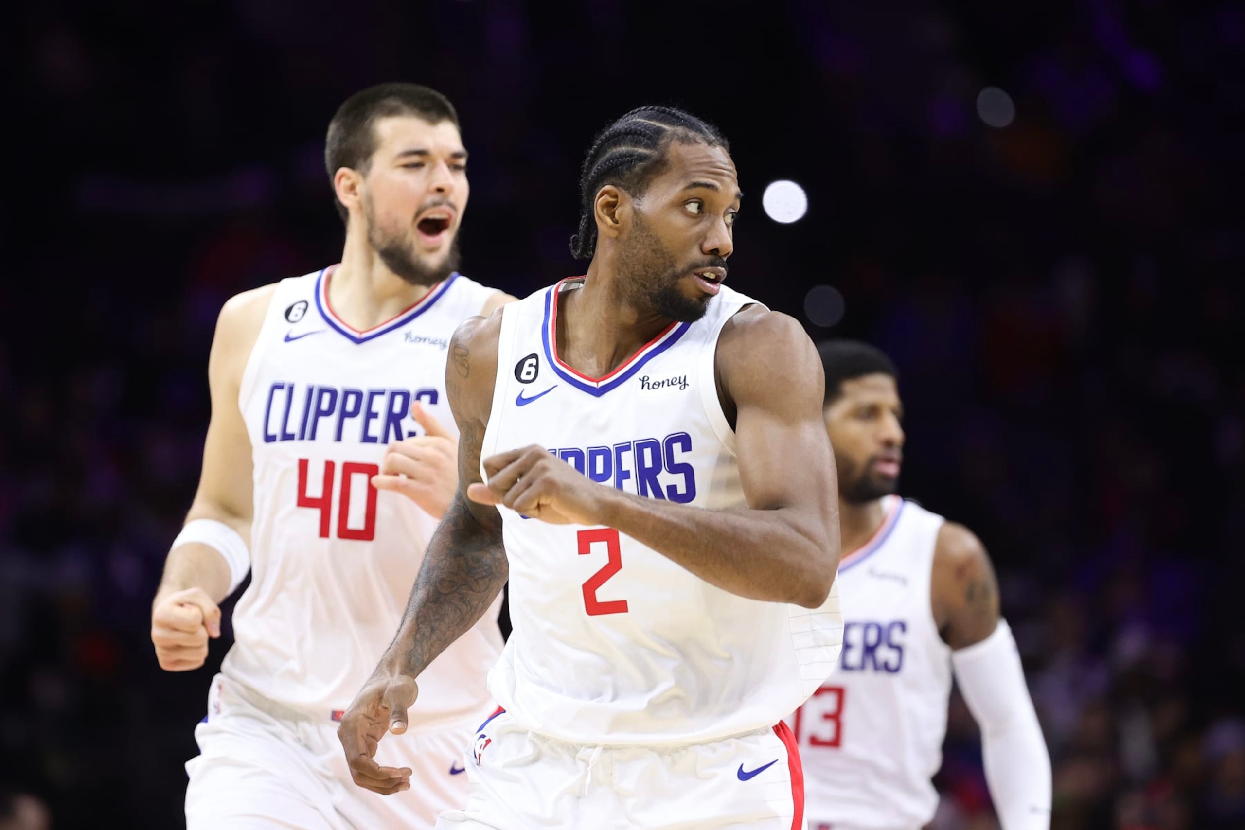 Ivica Zubac and Kawhi Leonard