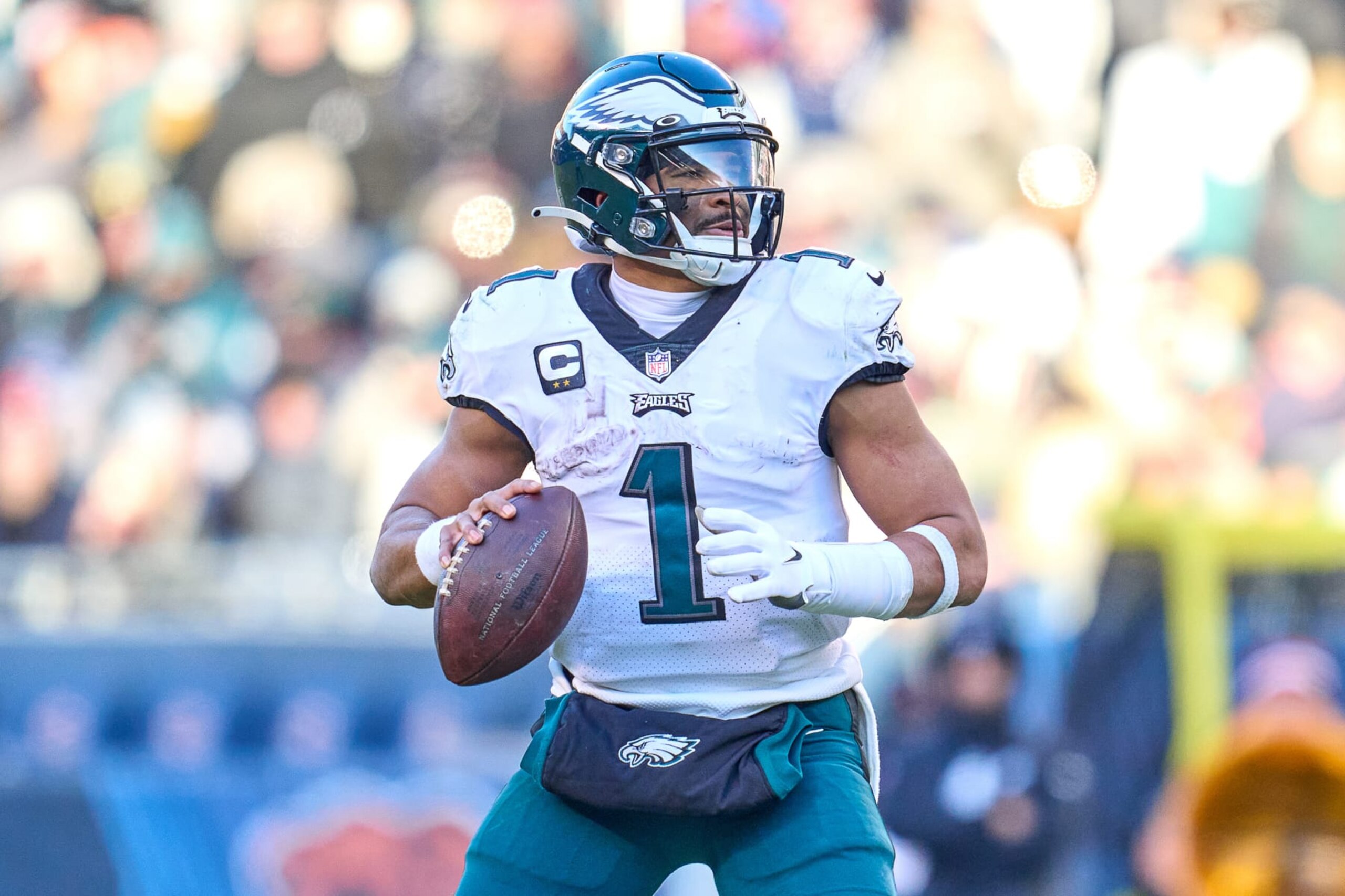CHICAGO, IL - DECEMBER 18: Philadelphia Eagles quarterback Jalen Hurts (1) throws the football in action during a game between the Philadelphia Eagles and the Chicago Bears on December 18, 2022, at Soldier Field in Chicago, IL. (Photo by Robin Alam/Icon Sportswire via Getty Images)
