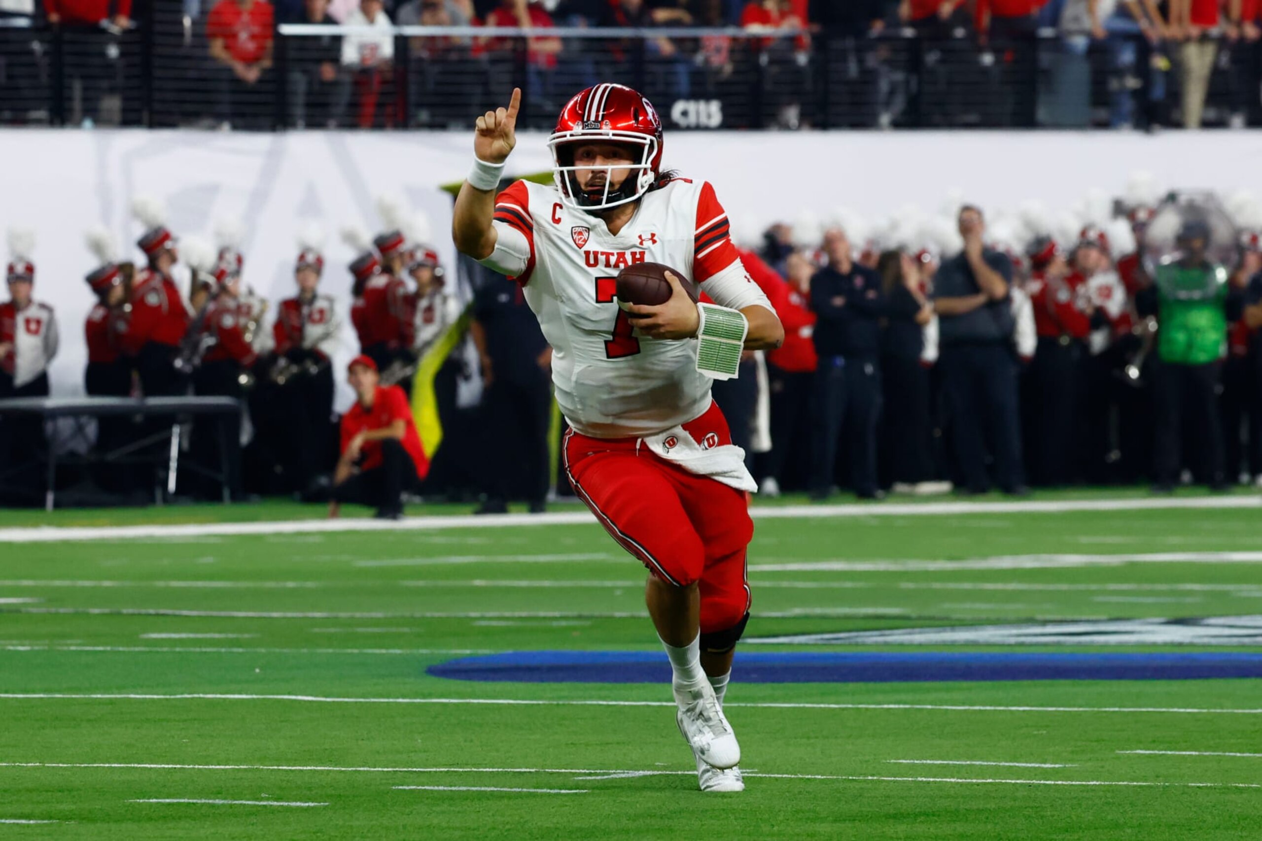 Utah QB Cam Rising