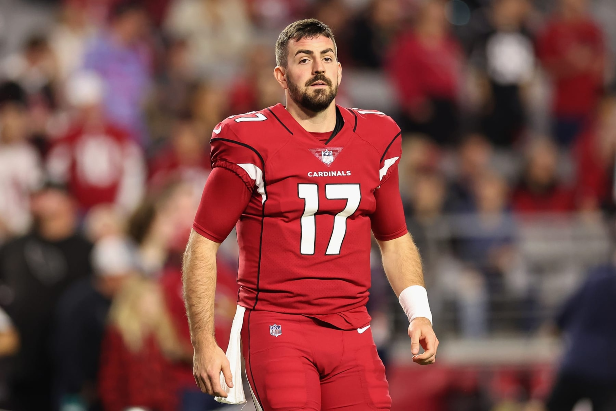 GLENDALE, ARIZONA - DECEMBER 25: Quarterback David Blough #17 of the Arizona Cardinals warms up before he NFL game at State Farm Stadium on December 25, 2022 in Glendale, Arizona. The Buccaneers defeated the Cardinals 19-16 in overtime. (Photo by Christian Petersen/Getty Images) GLENDALE, ARIZONA - DECEMBER 25: Quarterback David Blough #17 of the Arizona Cardinals warms up before he NFL game at State Farm Stadium on December 25, 2022 in Glendale, Arizona. The Buccaneers defeated the Cardinals 19-16 in overtime. (Photo by Christian Petersen/Getty Images)