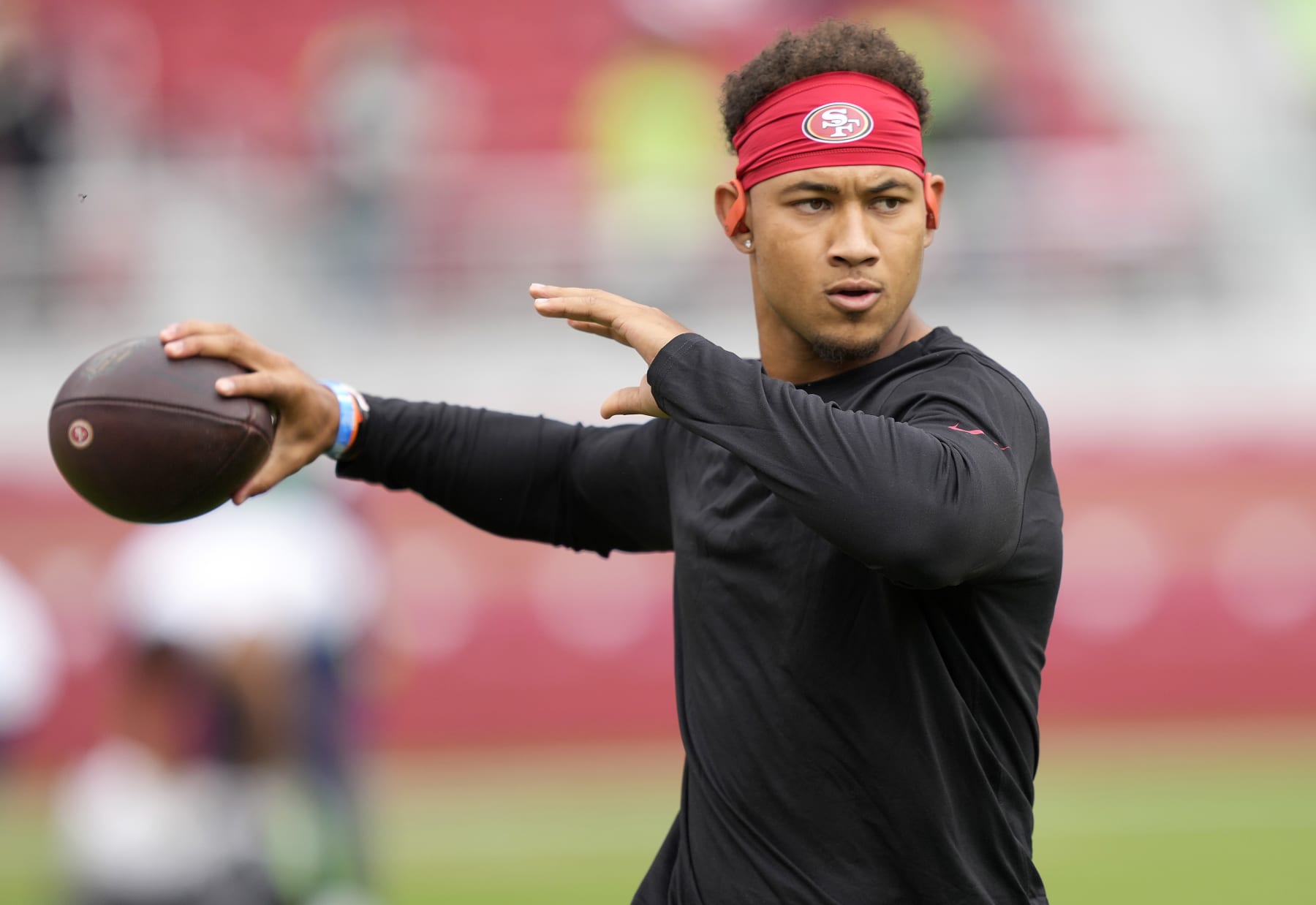 SANTA CLARA, CALIFORNIA - SEPTEMBER 18: Trey Lance #5 of the San Francisco 49ers warms up before the game against the Seattle Seahawks at Levi's Stadium on September 18, 2022 in Santa Clara, California. (Photo by Thearon W. Henderson/Getty Images)
