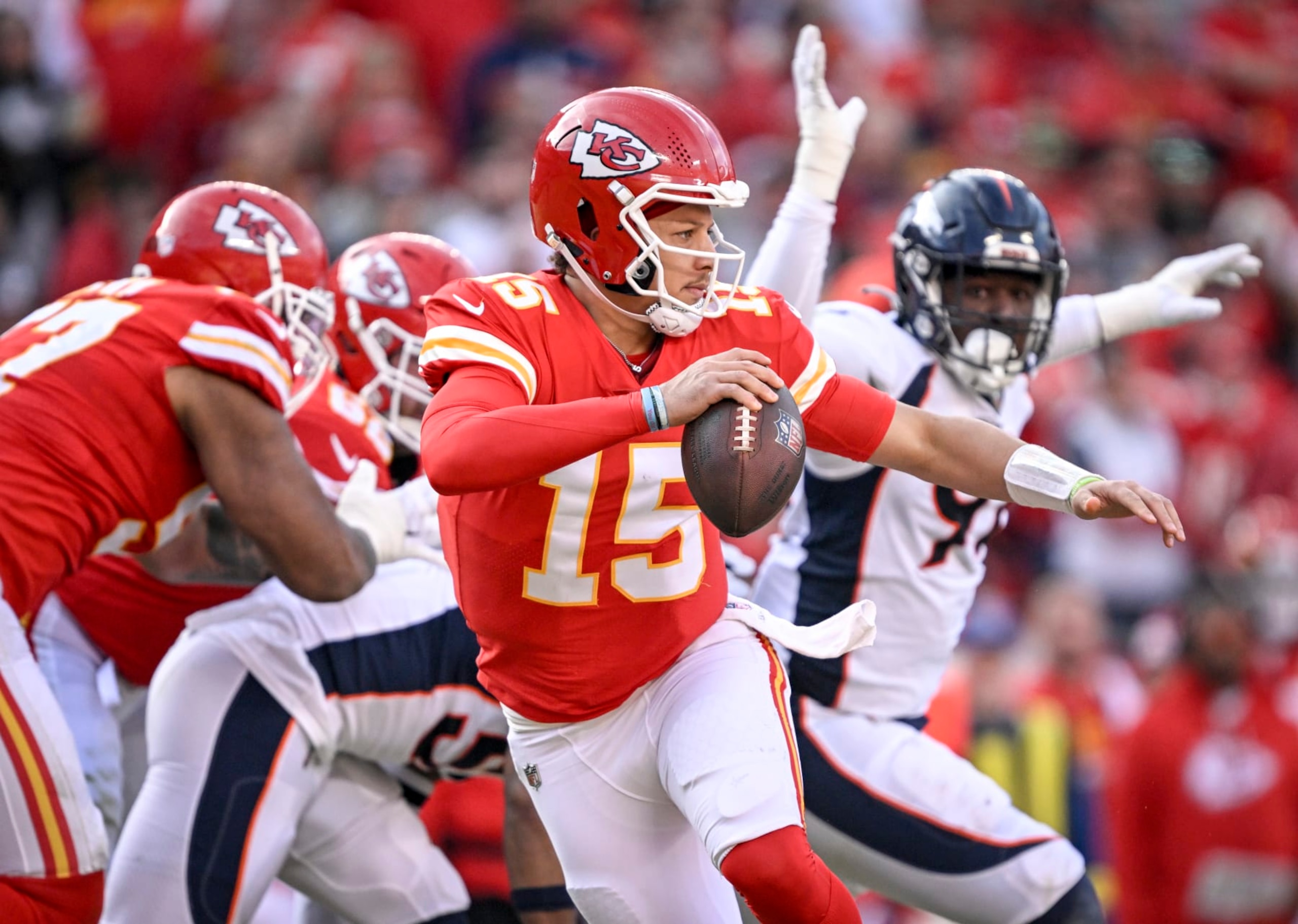 KANSAS CITY, MO - JANUARY 1: Patrick Mahomes (15) of the Kansas City Chiefs breaks the pocket against the Denver Broncos during the third quarter of the Chiefs 27-24 win at GEHA at Arrowhead Stadium on Sunday, January 1, 2023. (Photo by AAron Ontiveroz/MediaNews Group/The Denver Post via Getty Images) KANSAS CITY, MO - JANUARY 1: Patrick Mahomes (15) of the Kansas City Chiefs breaks the pocket against the Denver Broncos during the third quarter of the Chiefs 27-24 win at GEHA at Arrowhead Stadium on Sunday, January 1, 2023. (Photo by AAron Ontiveroz/MediaNews Group/The Denver Post via Getty Images)