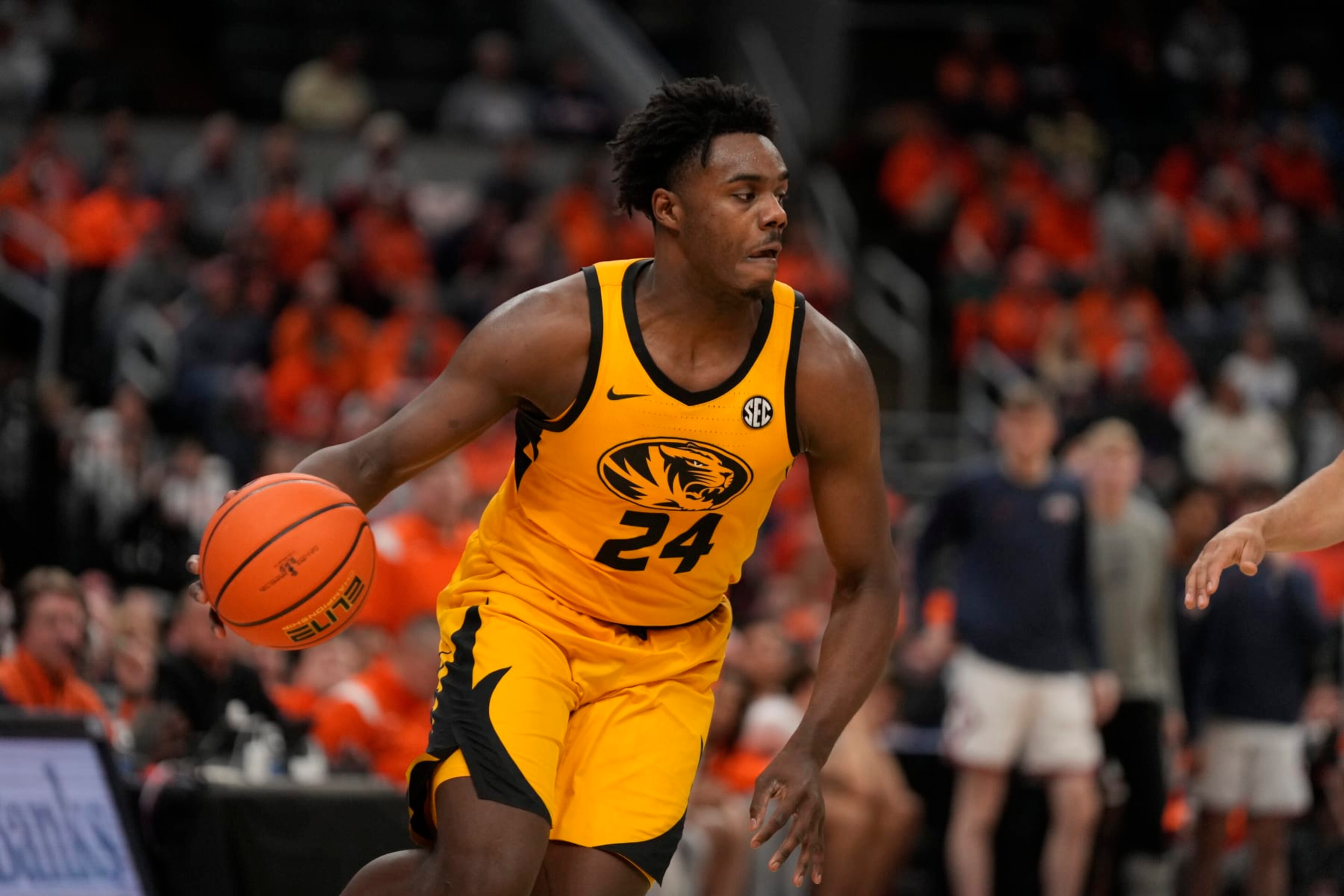 Missouri's Kobe Brown