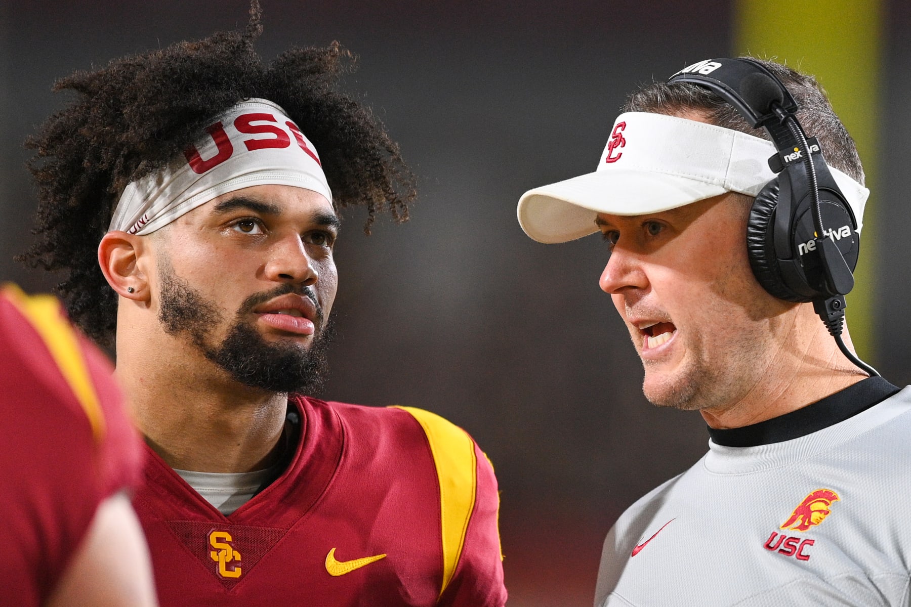 LOS ANGELES, CA - NOVEMBER 26: USC Trojans quarterback Caleb Williams (13) talks with head coach Lincoln Riley during a game between the Notre Dame Fighting Irish and the USC Trojans on November 26, 2022, at Los Angeles Memorial Coliseum in Los Angeles, CA. (Photo by Brian Rothmuller/Icon Sportswire via Getty Images)