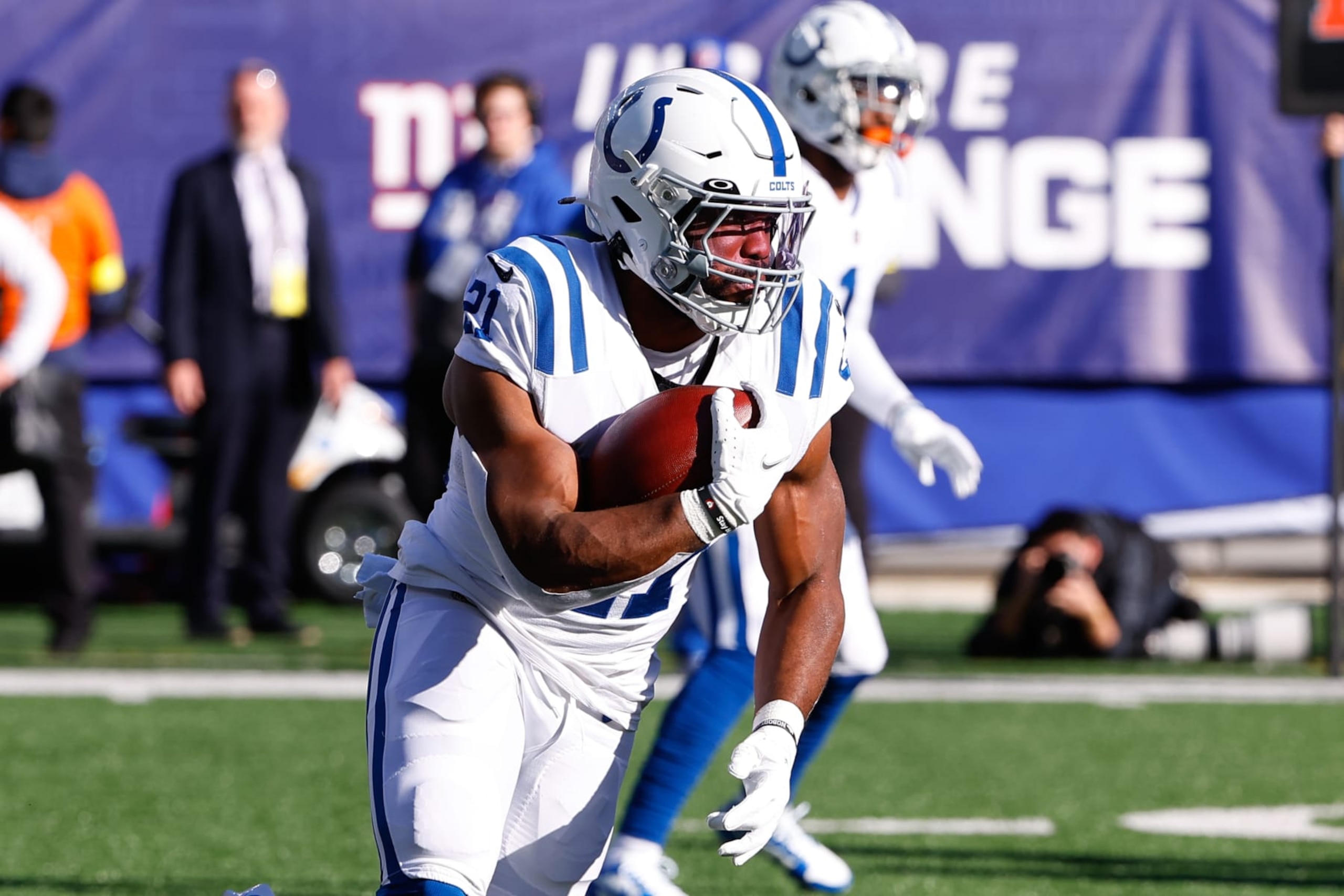Colts RB Zack Moss Colts RB Zack Moss