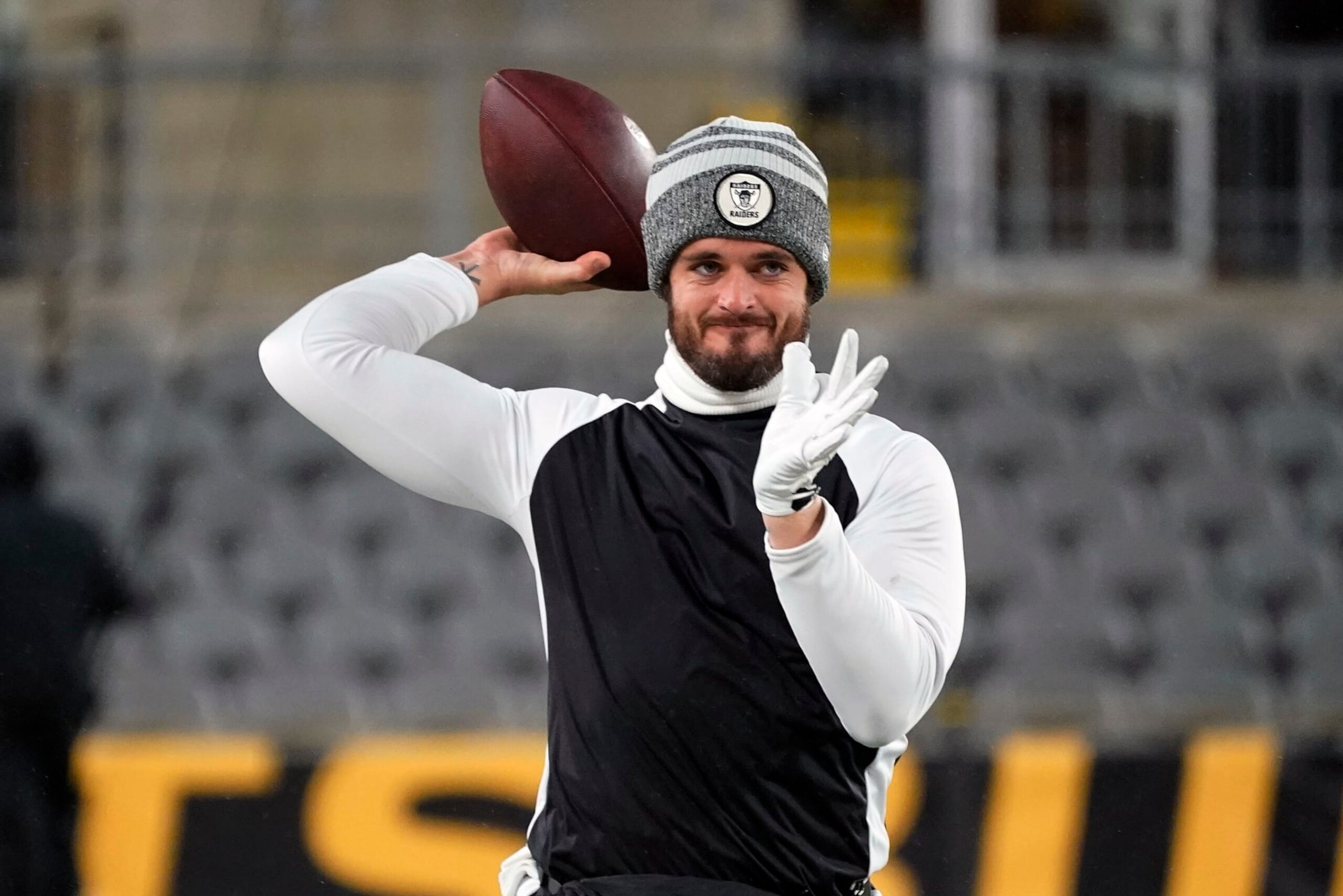 Derek Carr
