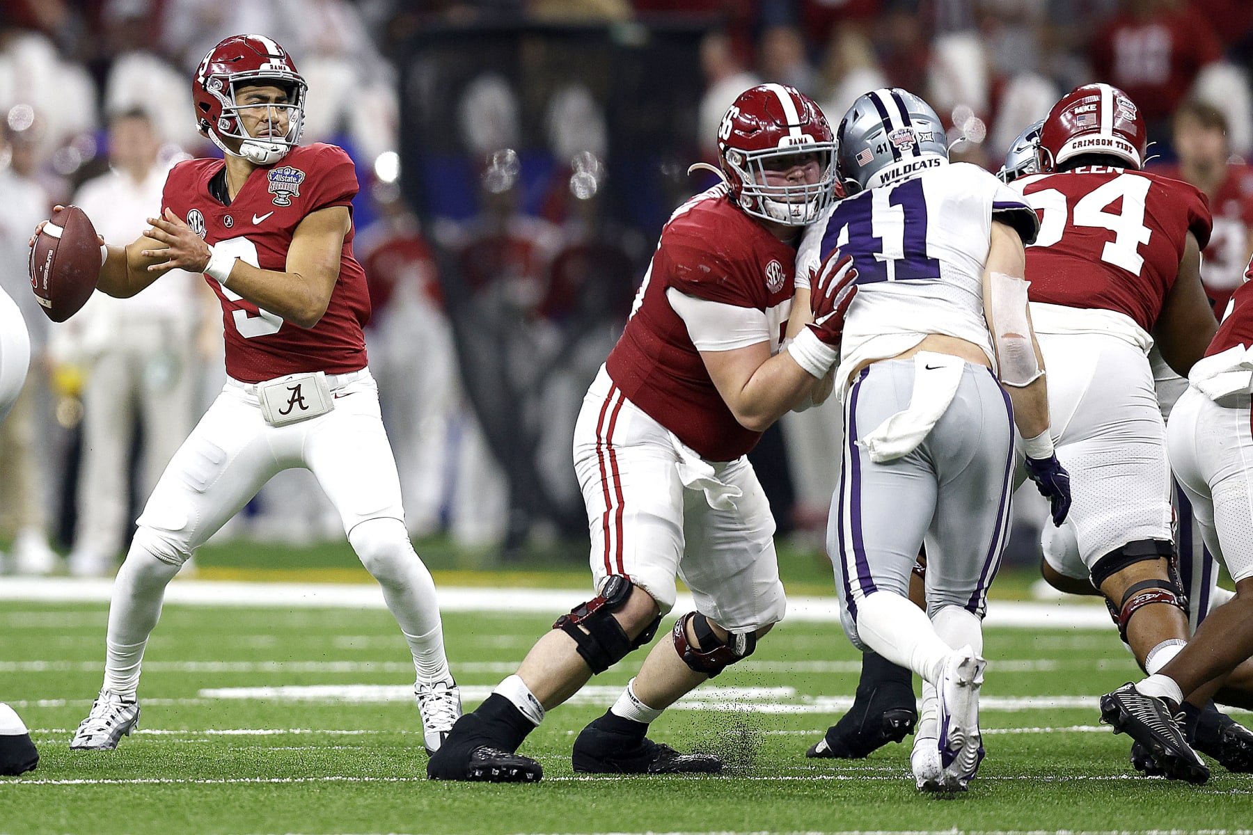 NEW ORLEANS, LOUISIANA - DECEMBER 31: Bryce Young #9 of the Alabama Crimson Tide looks to pass during the second quarter of the Allstate Sugar Bowl against the Kansas State Wildcats at Caesars Superdome on December 31, 2022 in New Orleans, Louisiana. (Photo by Sean Gardner/Getty Images)