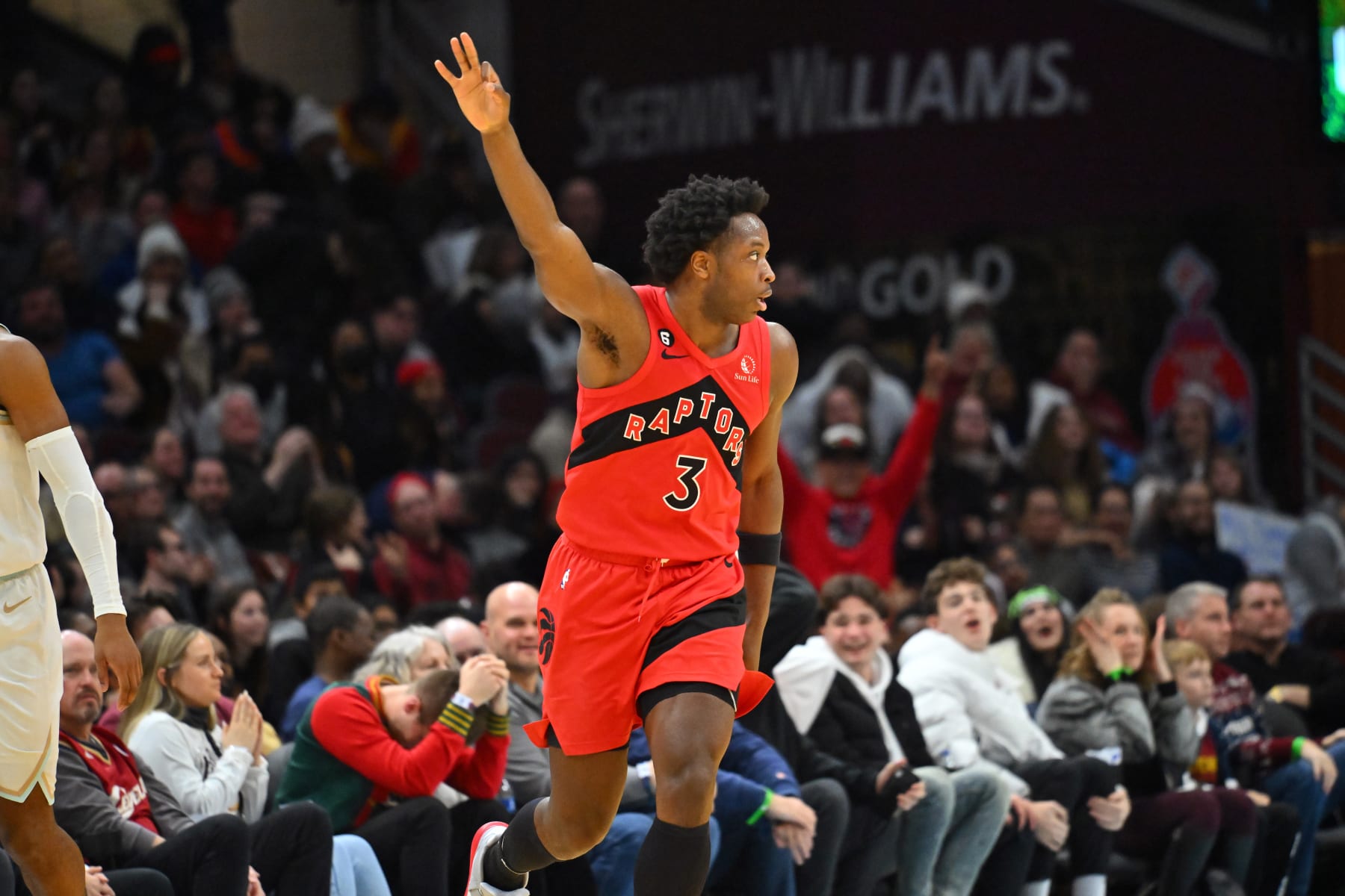 CLEVELAND, OHIO - DECEMBER 23: O.G. Anunoby #3 of the Toronto Raptors celebrates after scoring during the fourth quarter against the Cleveland Cavaliers at Rocket Mortgage Fieldhouse on December 23, 2022 in Cleveland, Ohio. The Raptors defeated the Cavaliers 118-107. NOTE TO USER: User expressly acknowledges and agrees that, by downloading and or using this photograph, User is consenting to the terms and conditions of the Getty Images License Agreement. (Photo by Jason Miller/Getty Images)