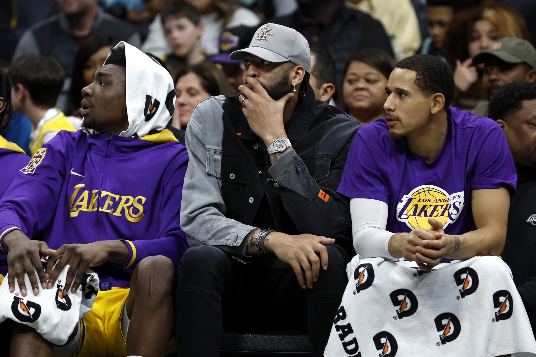 CHARLOTTE, NORTH CAROLINA - JANUARY 02: Anthony Davis(C) #3 of the Los Angeles Lakers looks on from the sideline during the second quarter of the game against the Charlotte Hornetsat Spectrum Center on January 02, 2023 in Charlotte, North Carolina. NOTE TO USER: User expressly acknowledges and agrees that, by downloading and or using this photograph, User is consenting to the terms and conditions of the Getty Images License Agreement. (Photo by Jared C. Tilton/Getty Images)