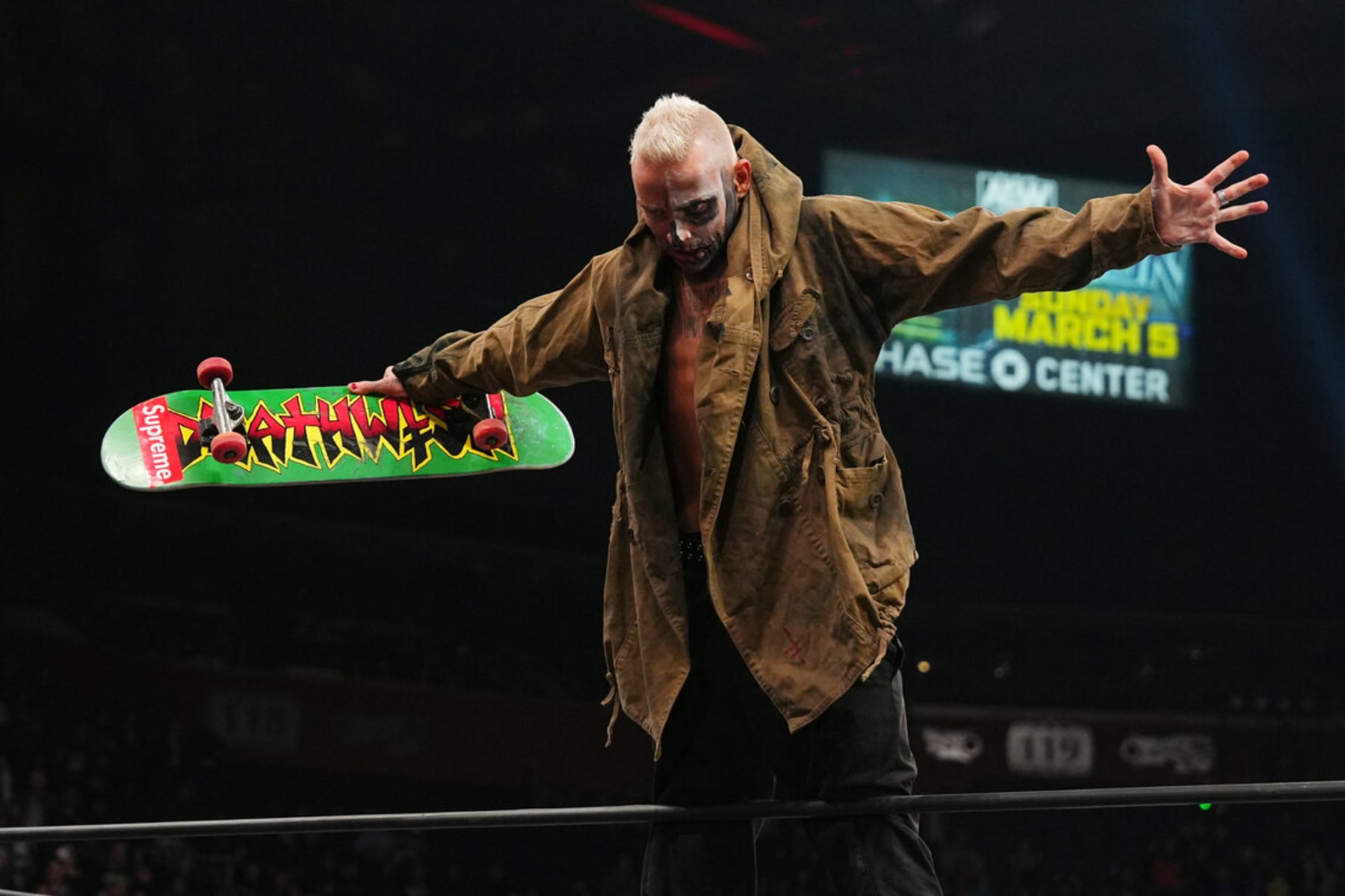 Hometown hero Darby Allin sought to dethrone TNT champion Samoa Joe Wednesday.