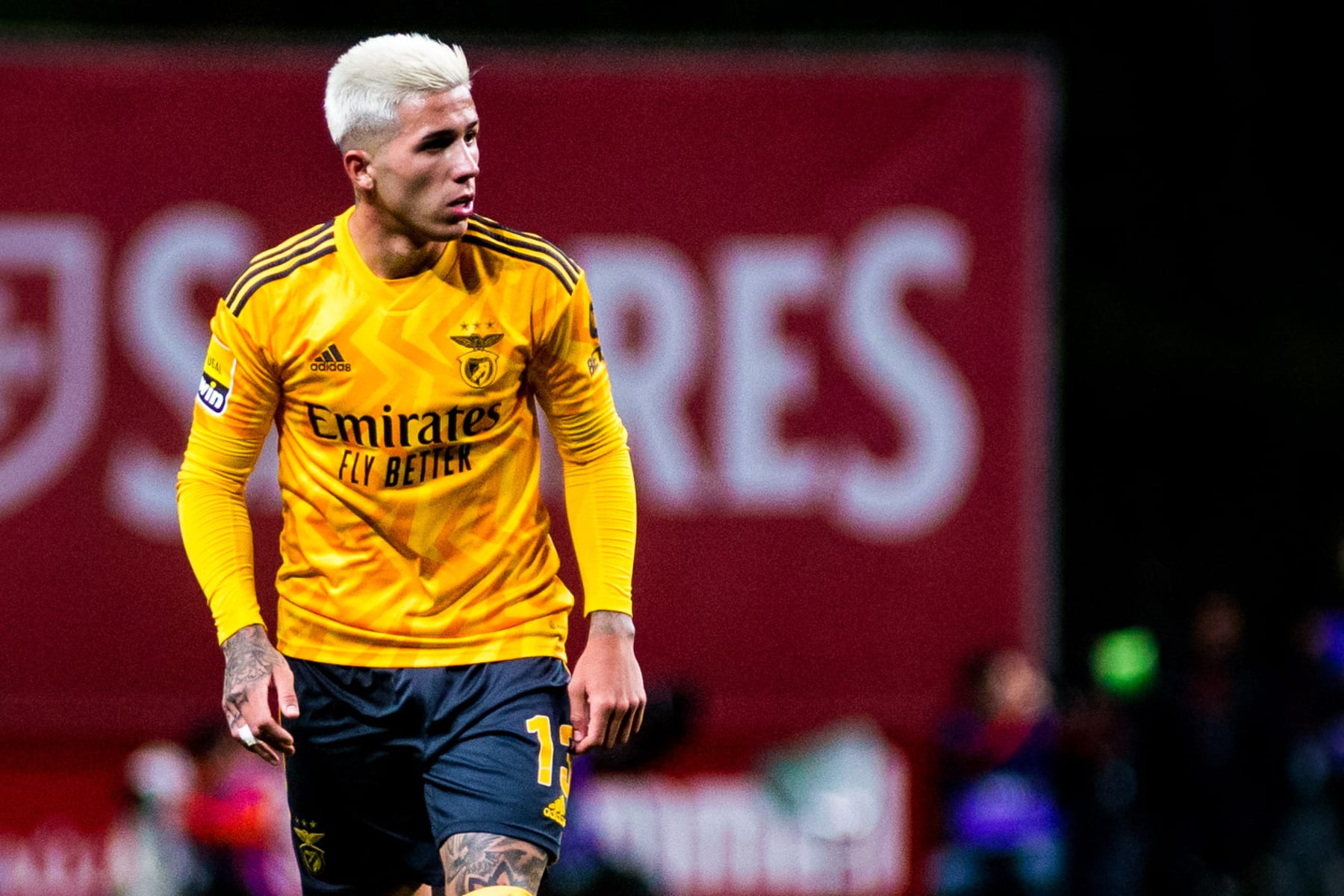 BRAGA, PORTUGAL - DECEMBER 30: Enzo Fernandez of SL Benfica gestures during the Liga Portugal Bwin match between Sporting Braga and SL Benfica at Estadio Municipal de Braga on December 30, 2022 in Braga, Portugal. (Photo by Diogo Cardoso/DeFodi Images via Getty Images)